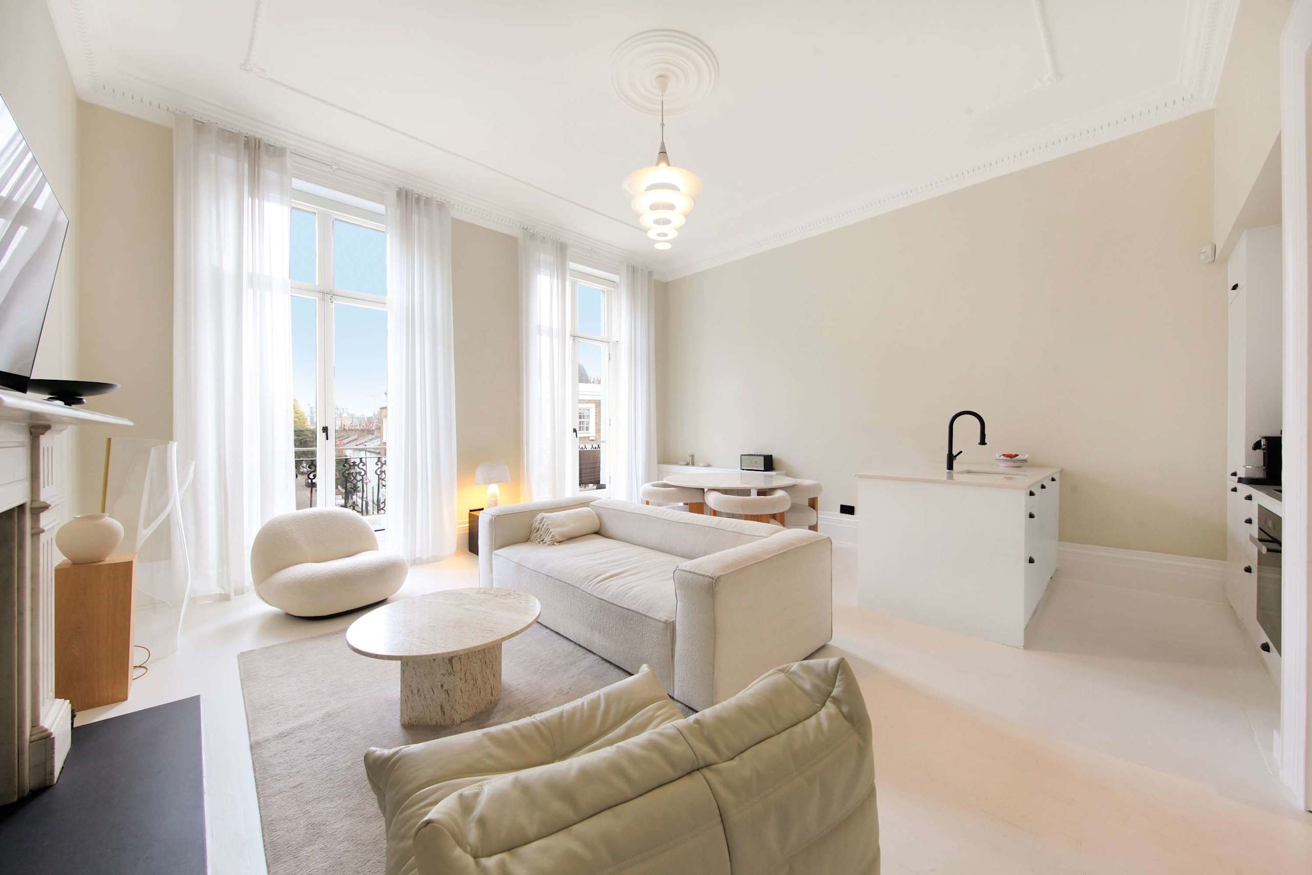 Beautiful Westbourne 2Bdr Haven - 1