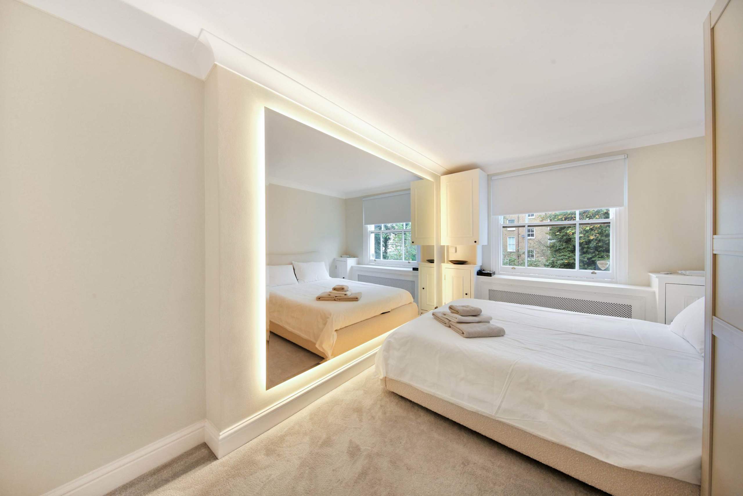 Charming Westbourne 2Bdr Dream - 9