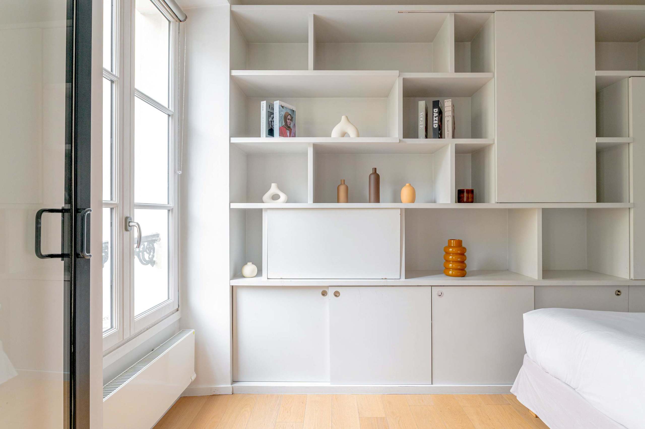 Beautiful Home Steps from Bon Marché — 17