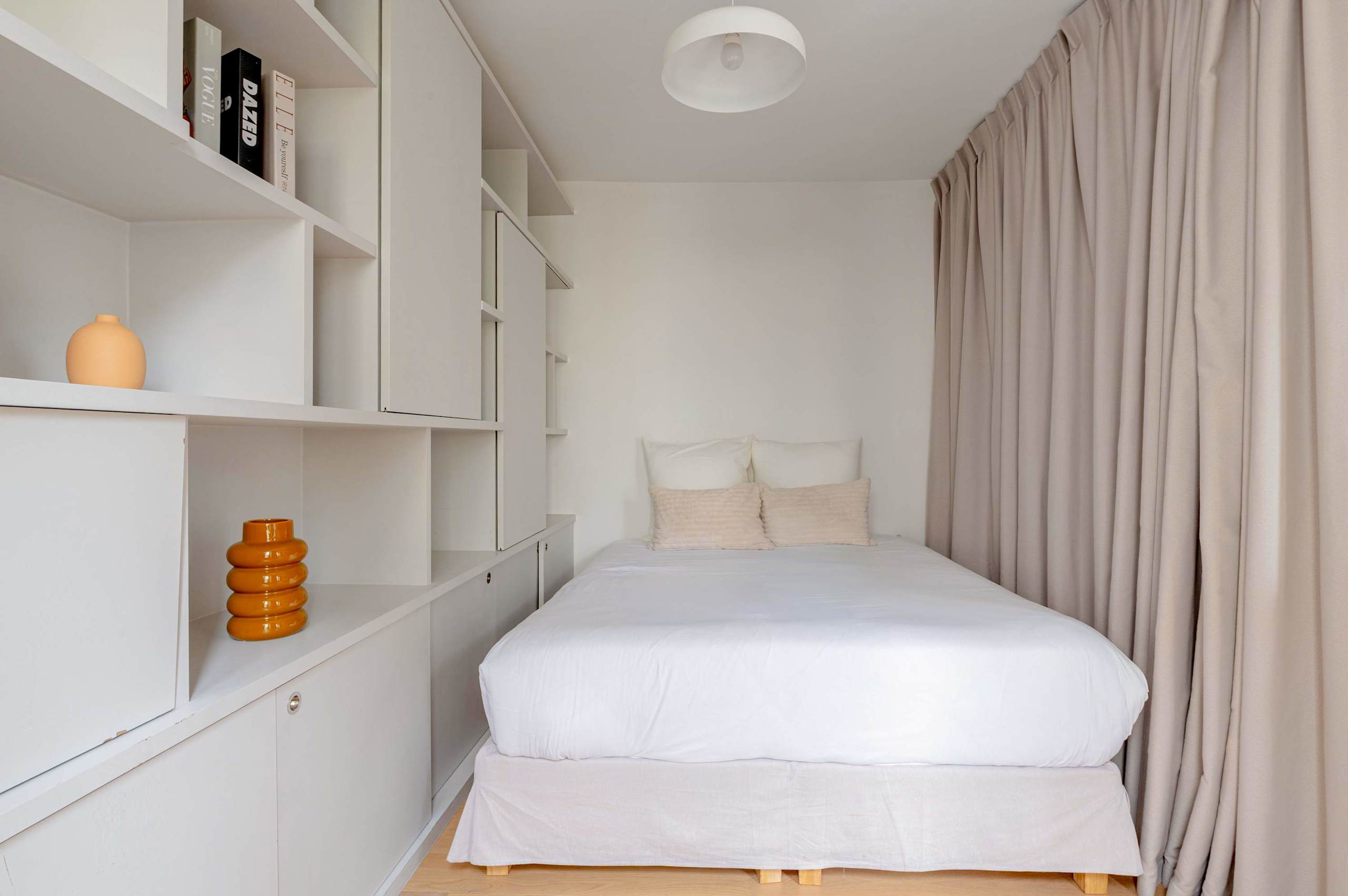 Beautiful Home Steps from Bon Marché — 14