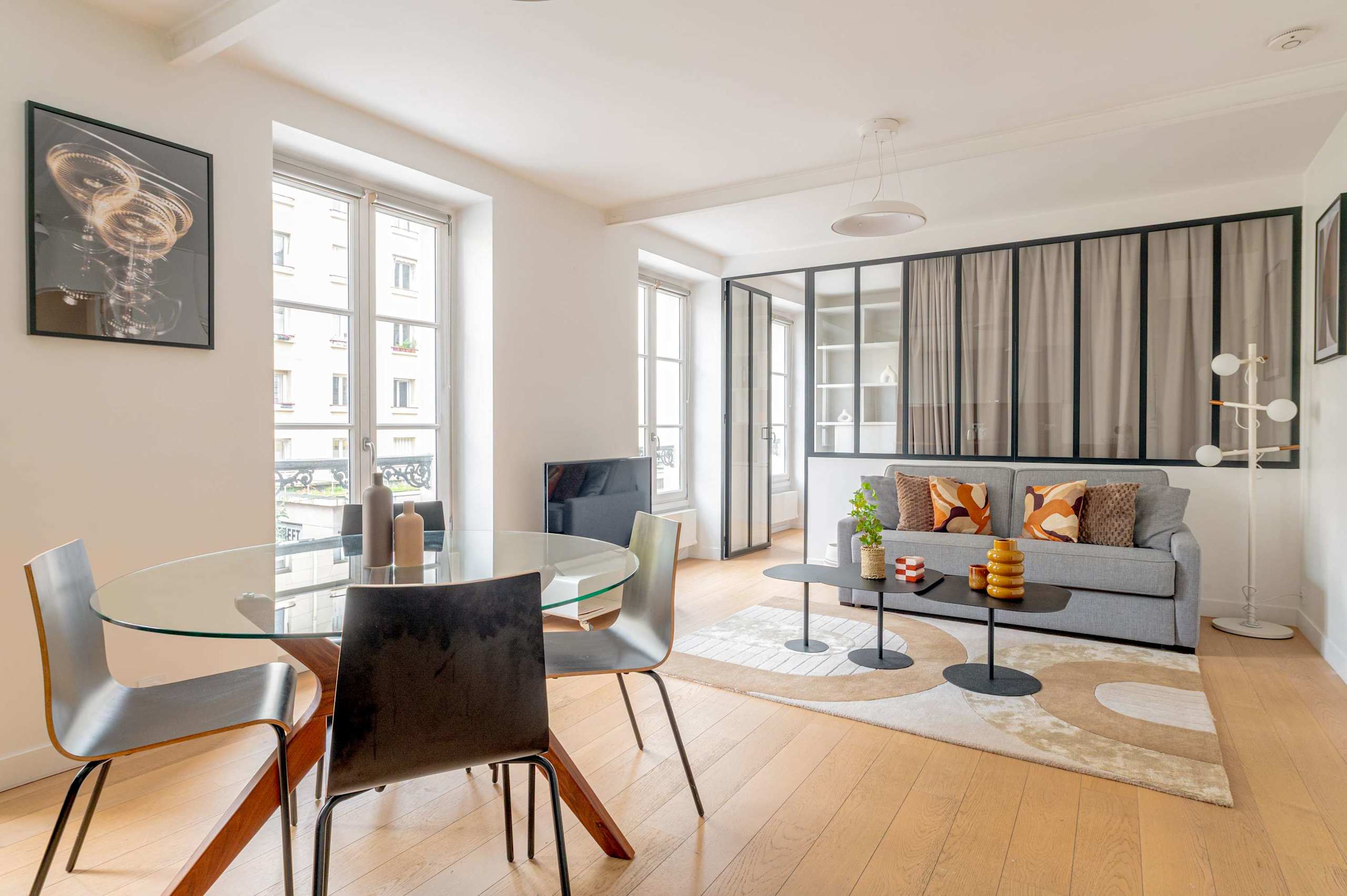 Beautiful Home Steps from Bon Marché