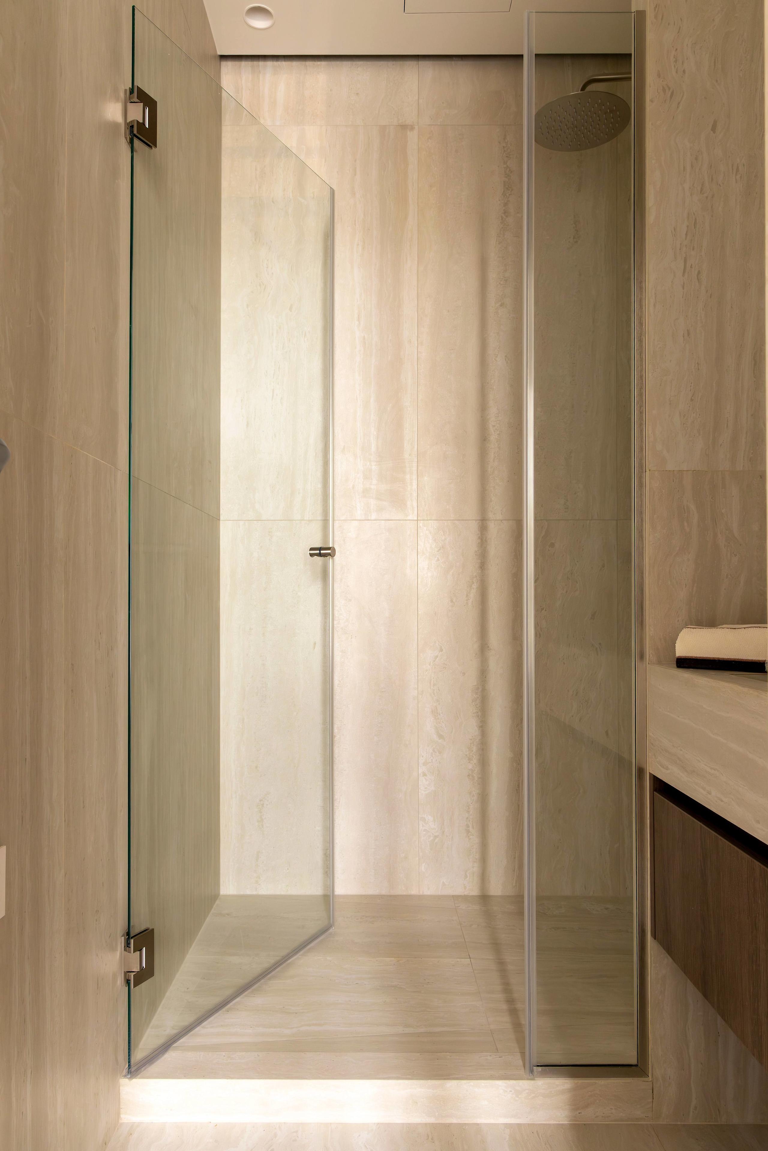 Harmony Collection I 2BR Suite 4P AC Opera Grevin  — 19
