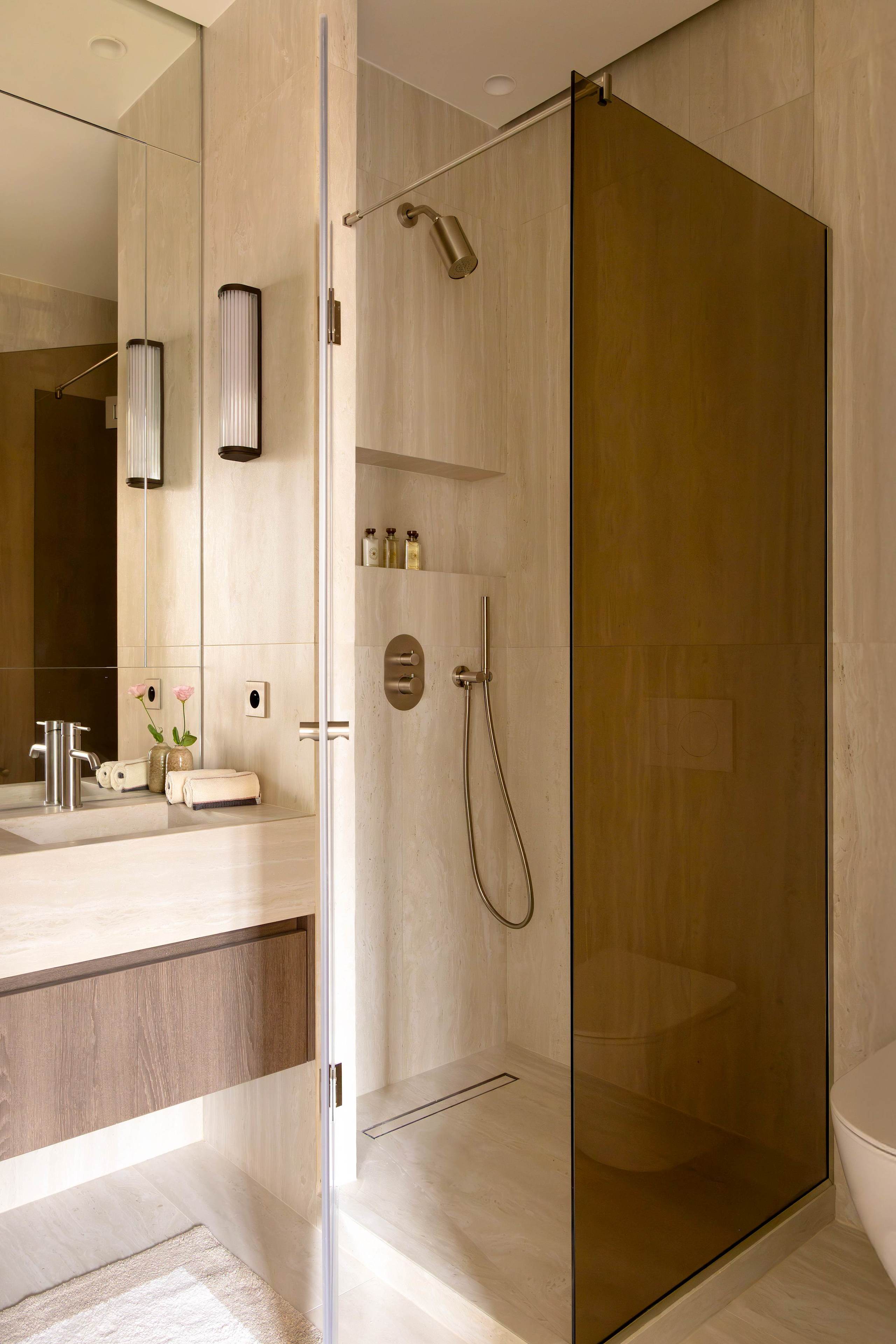 Harmony Collection I 2BR Suite 4P AC Opera Grevin  — 18