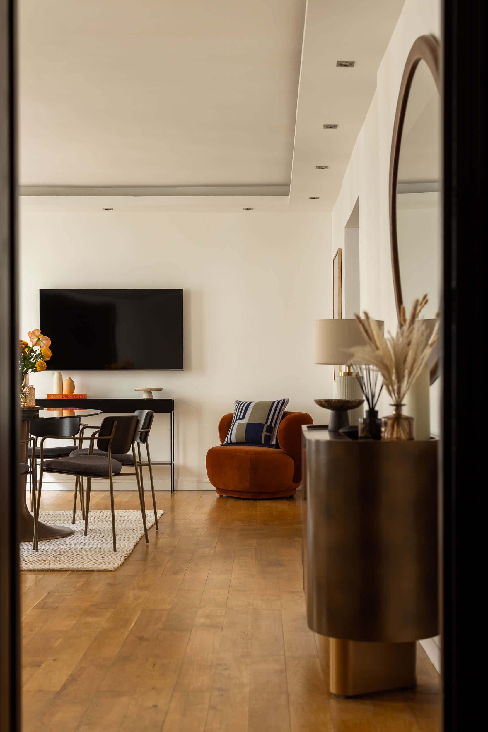 Champs Elysees Fancy Home 2BDR 6PPL — 10