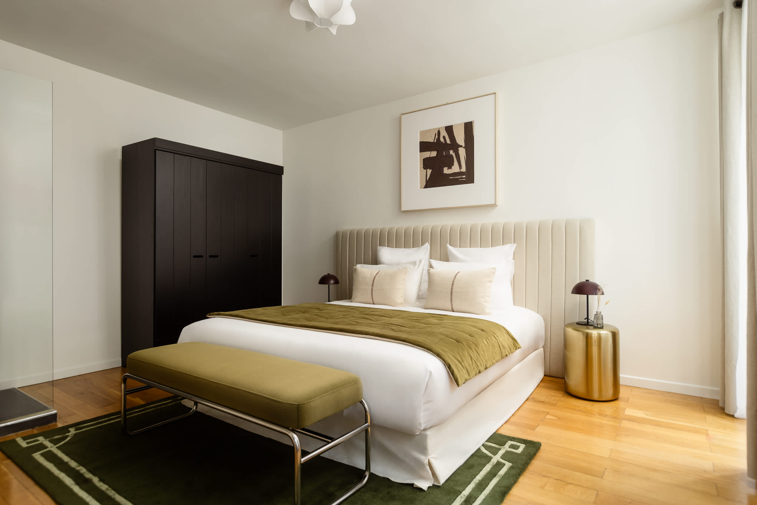 Champs Elysees Fancy Home 2BDR 6PPL