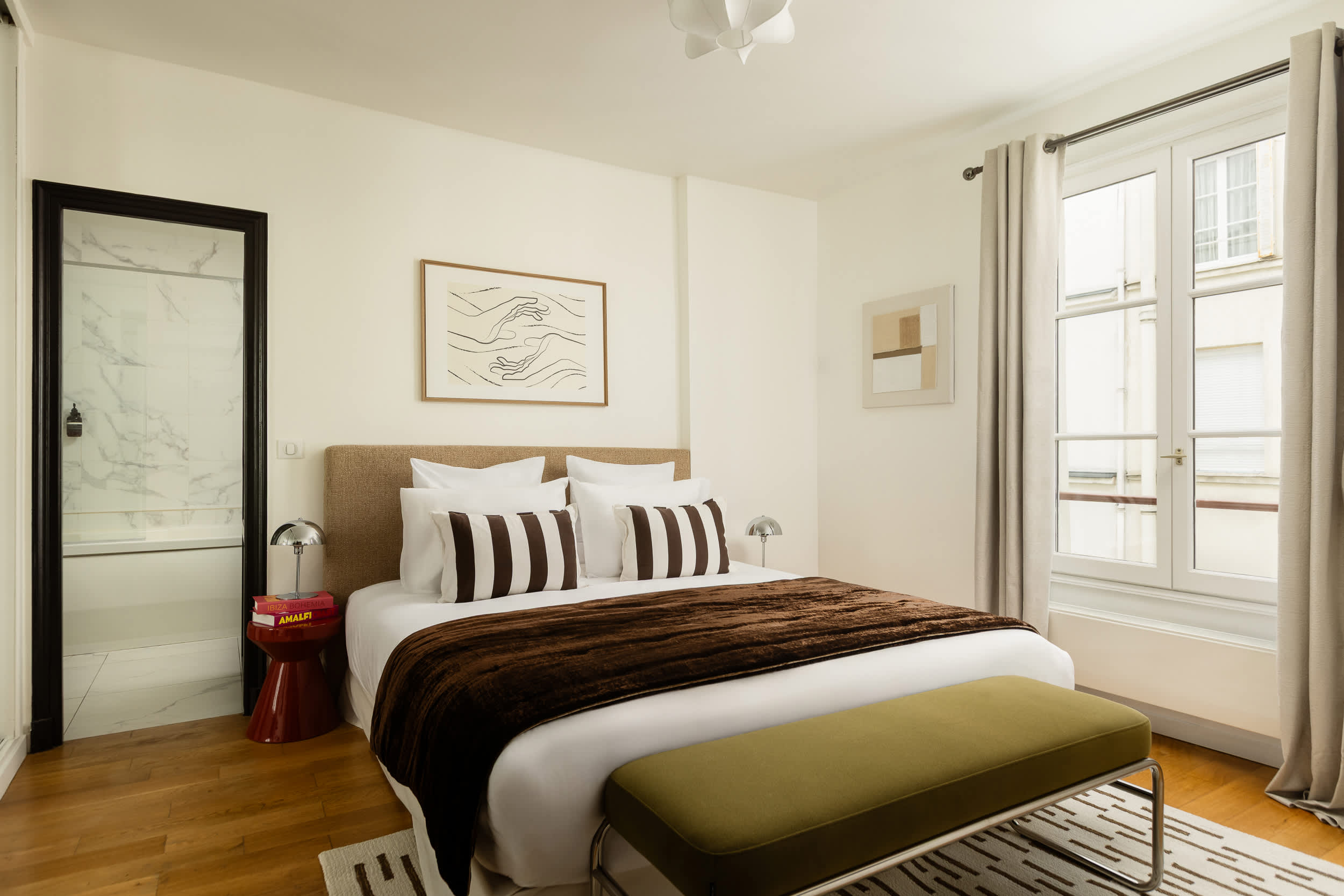 Champs Elysees Fancy Home 2BDR 6PPL — 15