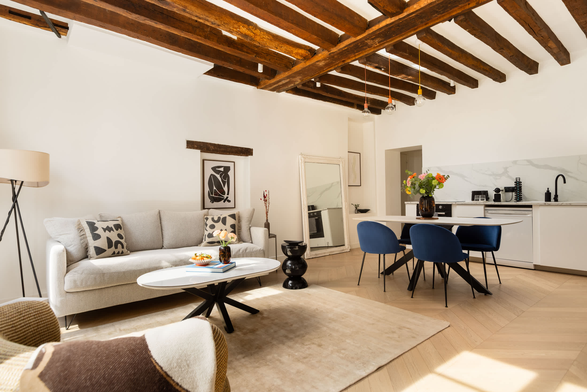 Marais Gem 2BR 6P Paris Stay — 3
