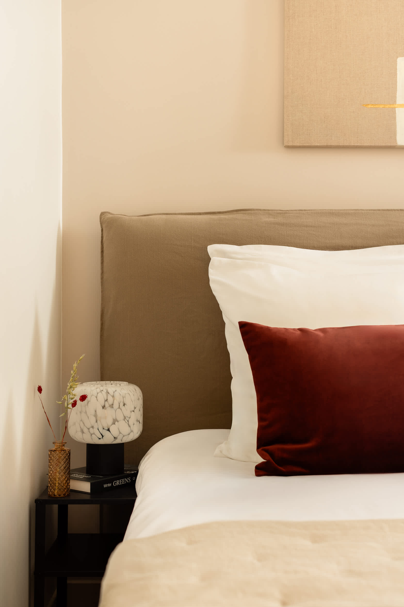 Marais Gem 2BR 6P Paris Stay — 12