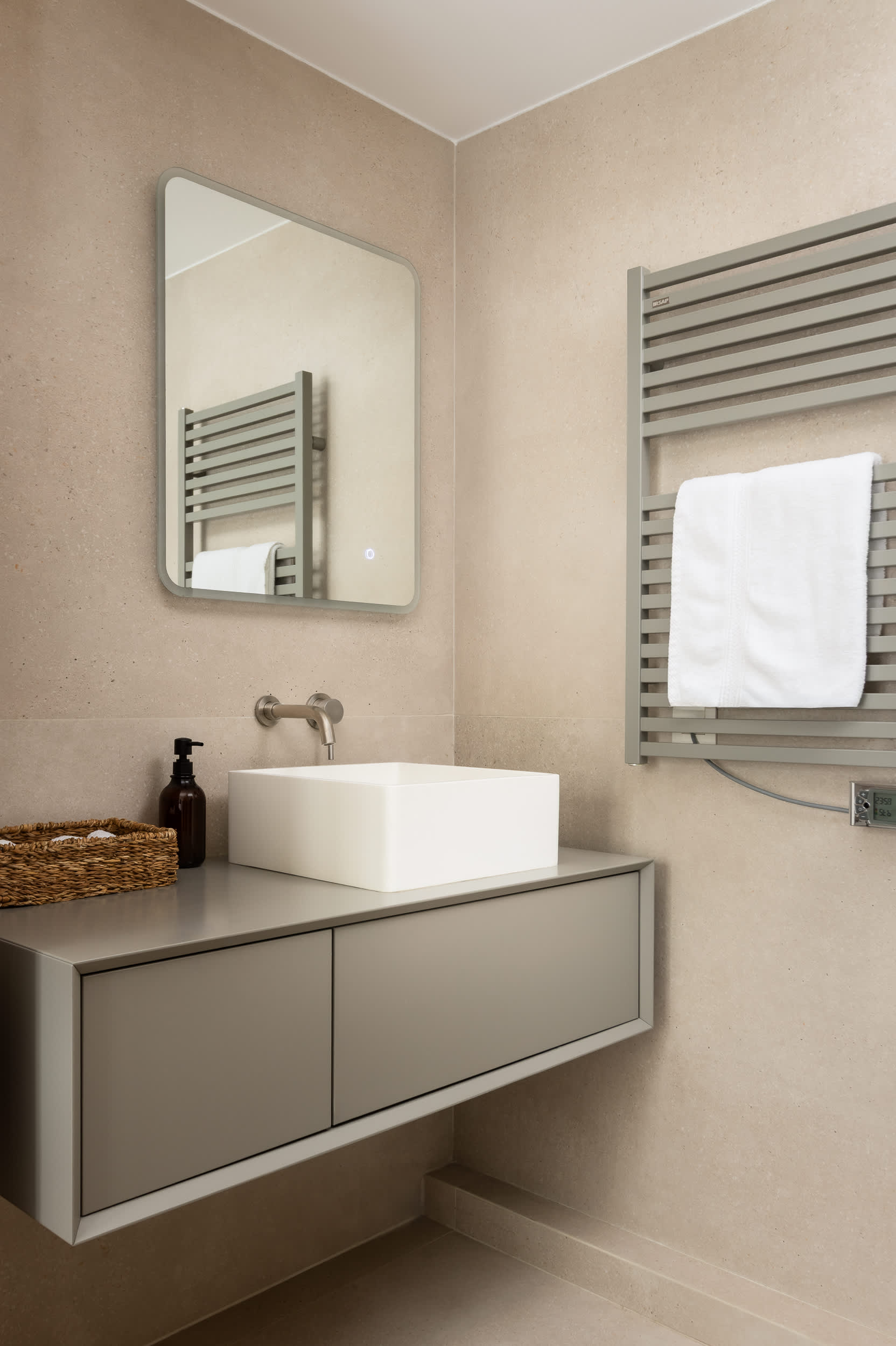 Wonderful Apartment 3BDR 6P AC Honore Madeleine  — 21