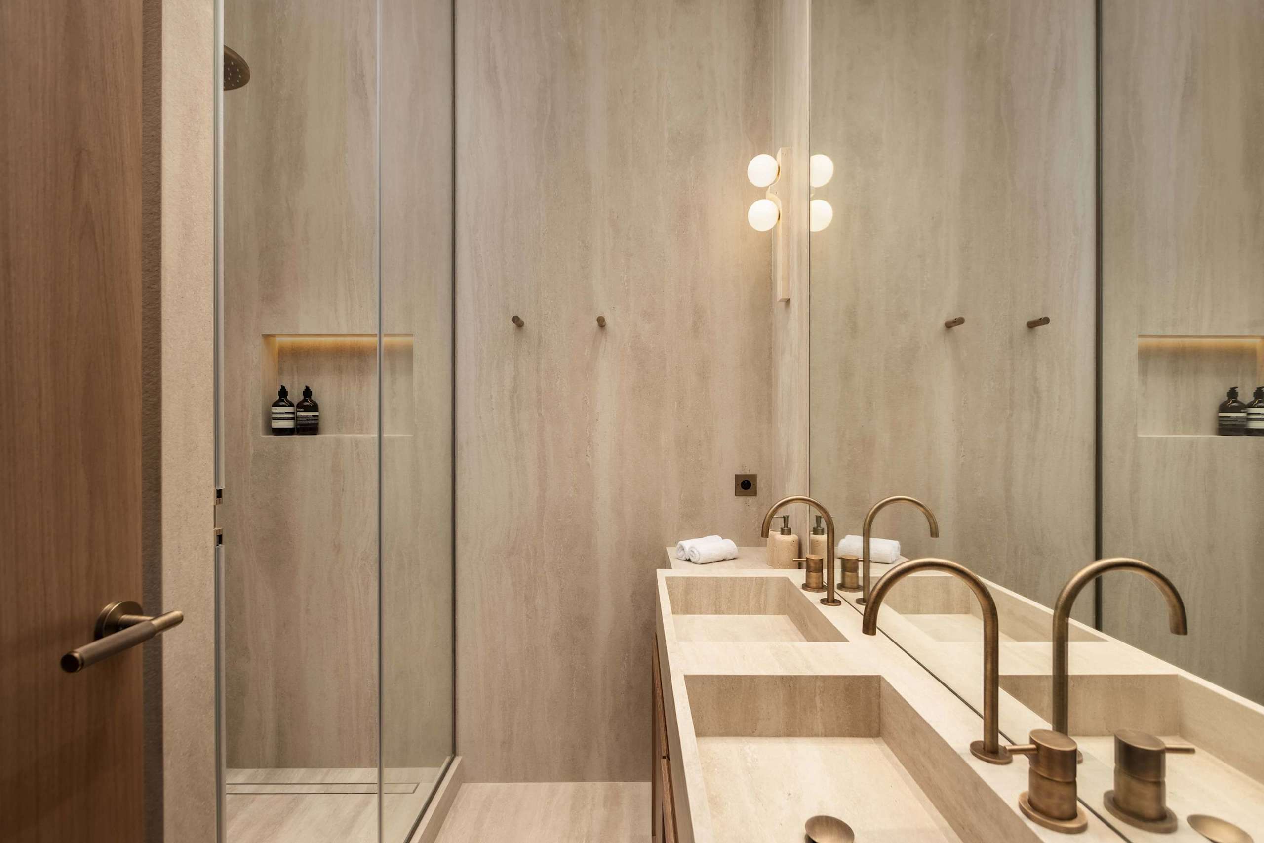 Temple Luxury Heaven 4Bed 4Bath with AC — 20