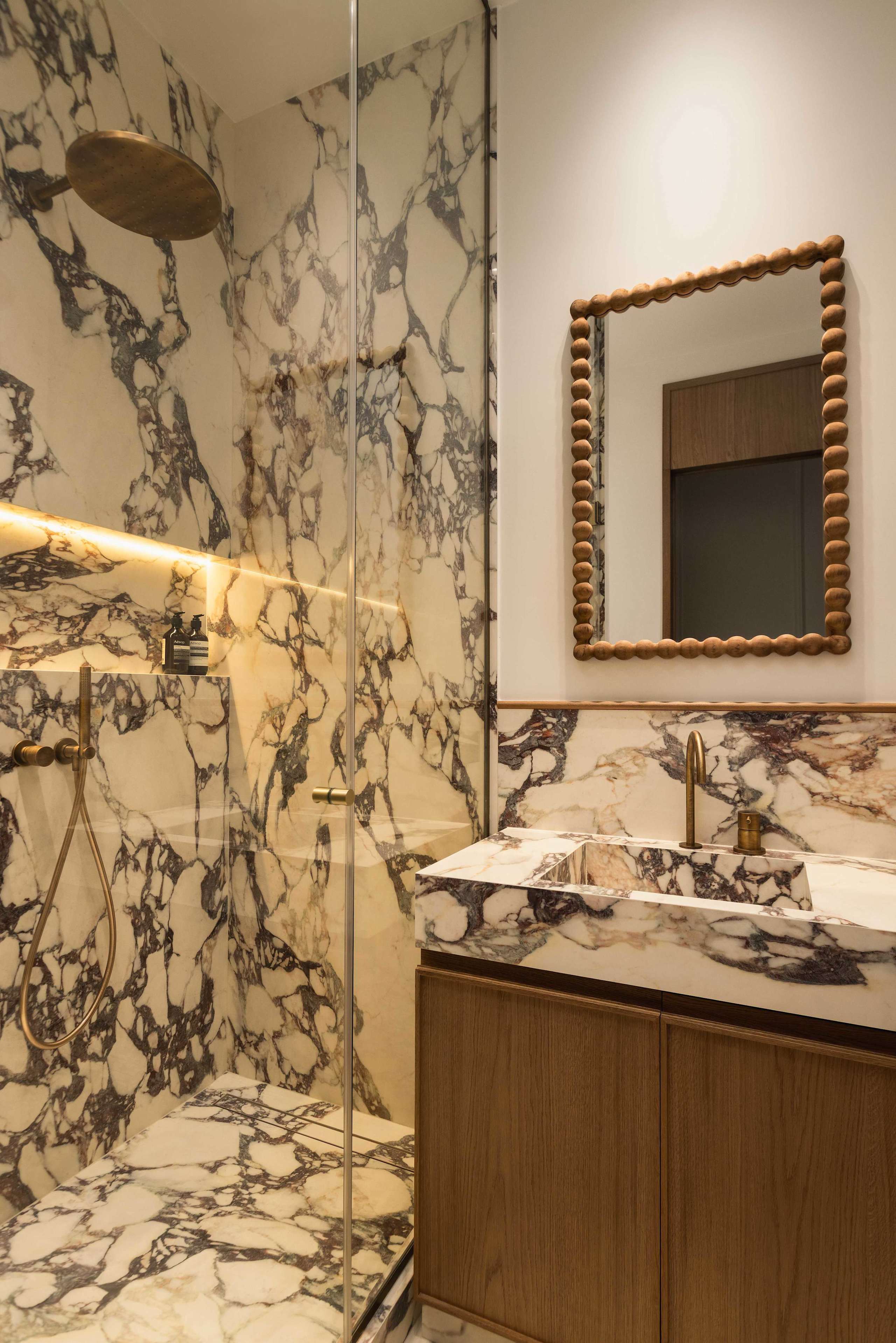 Temple Luxury Heaven 4Bed 4Bath with AC — 31