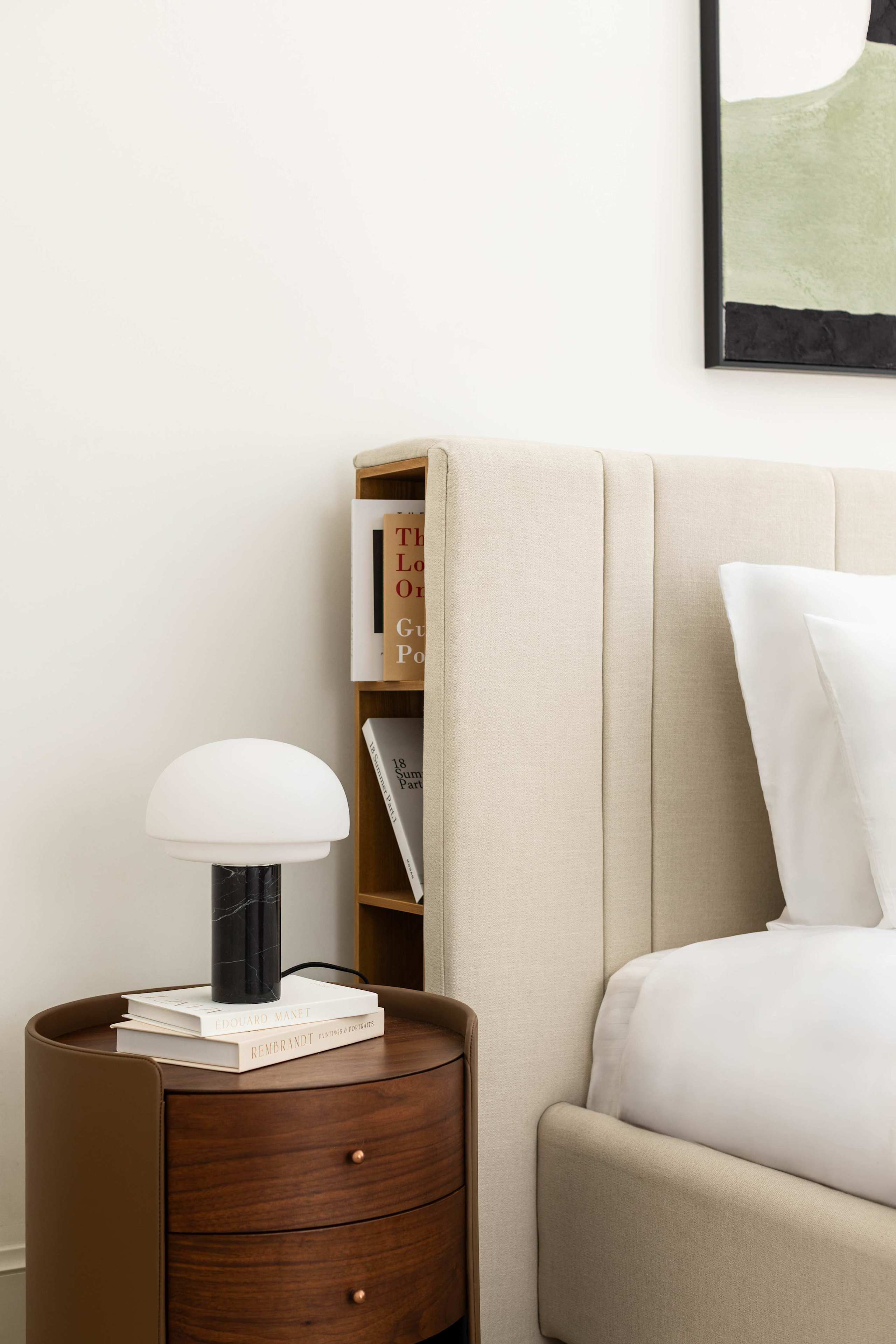 Montaigne Collection III 3BR 8P Triangle d Or — 16