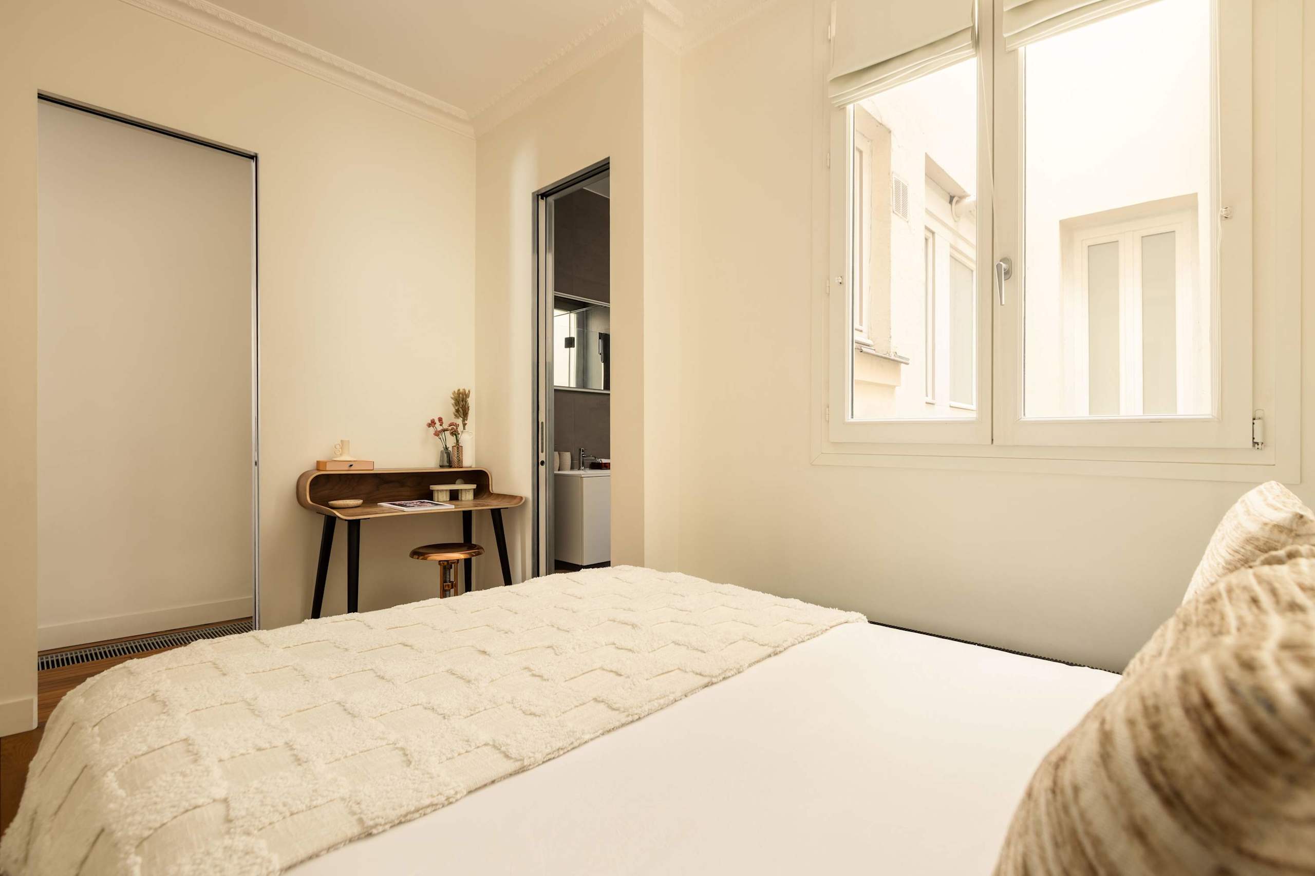 Stylish Flat 2 Bedroom by Champs Elysees — 19