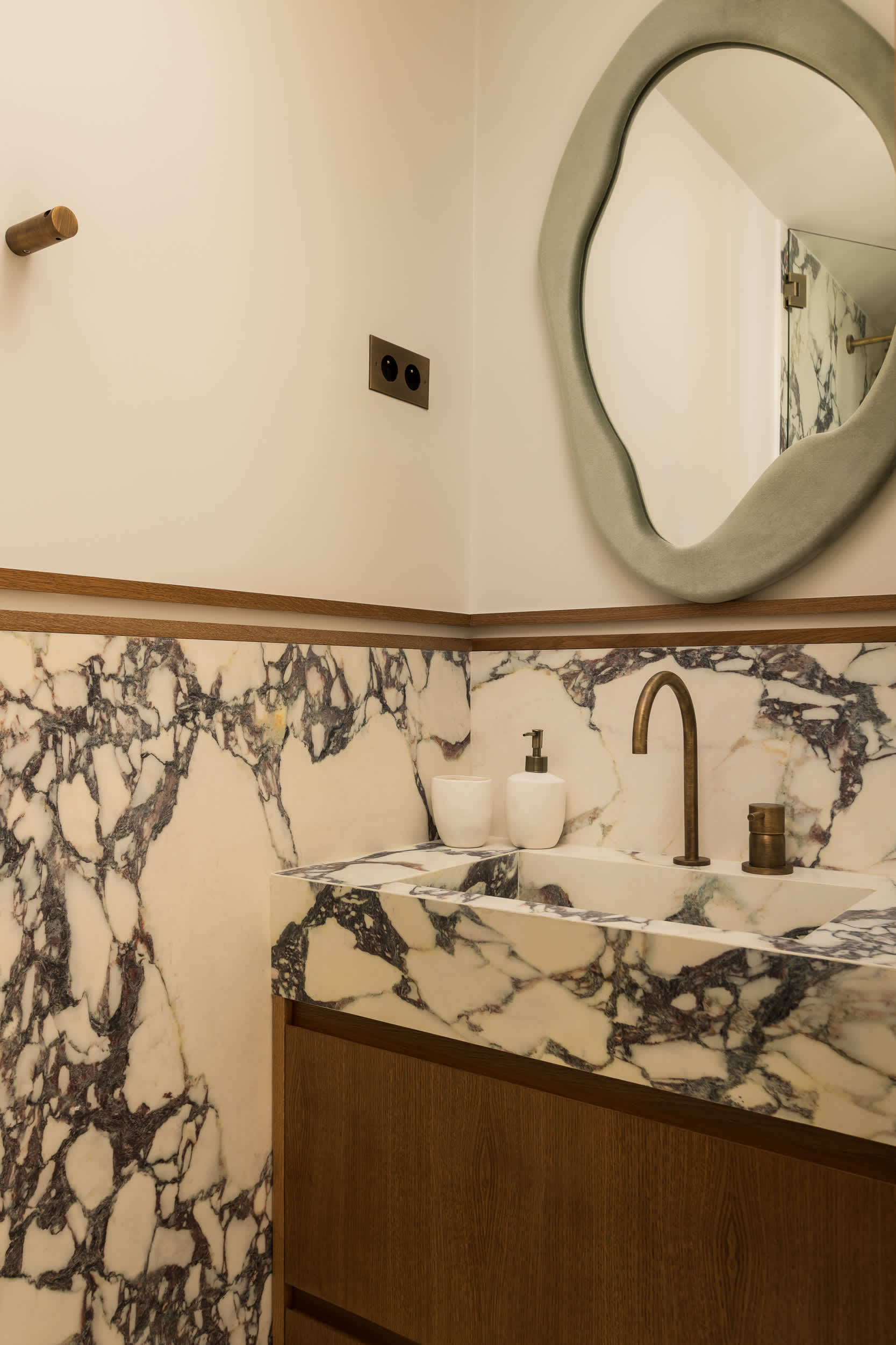 Saint Germain Luxury 4BR 8P with AC — 30
