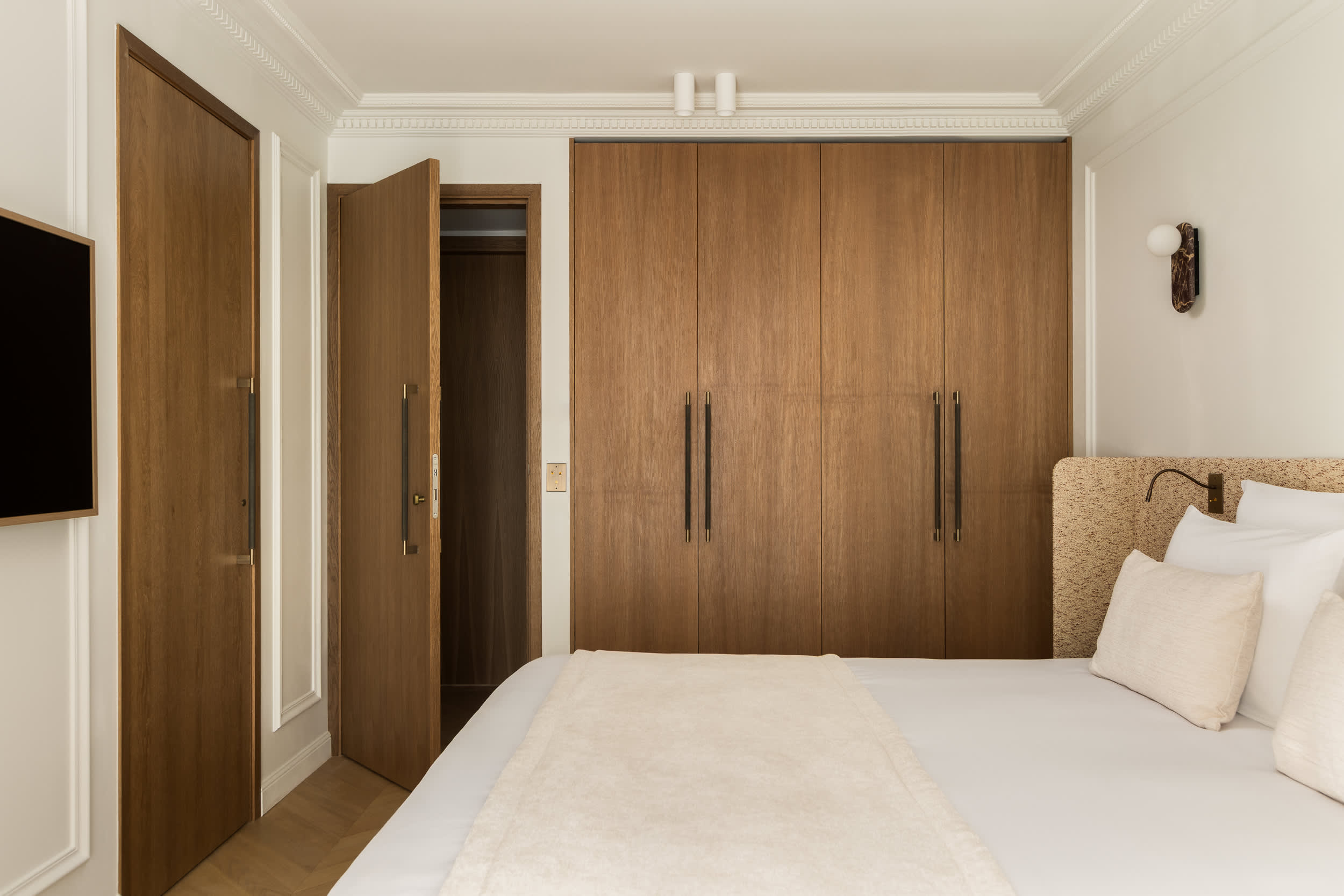 Saint Germain Luxury 4BR 8P with AC — 15