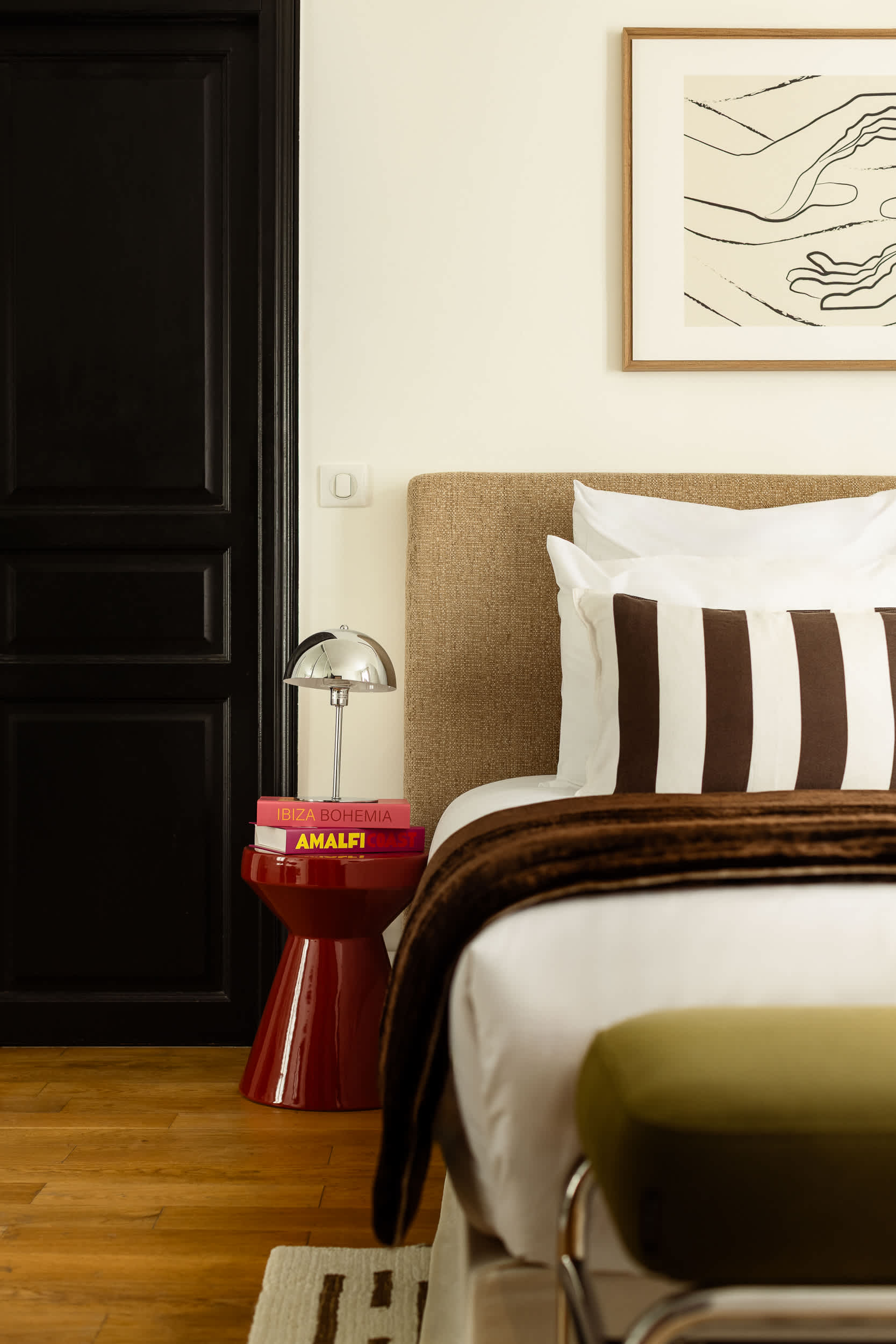 Champs Elysees Fancy Home 2BDR 6PPL — 17