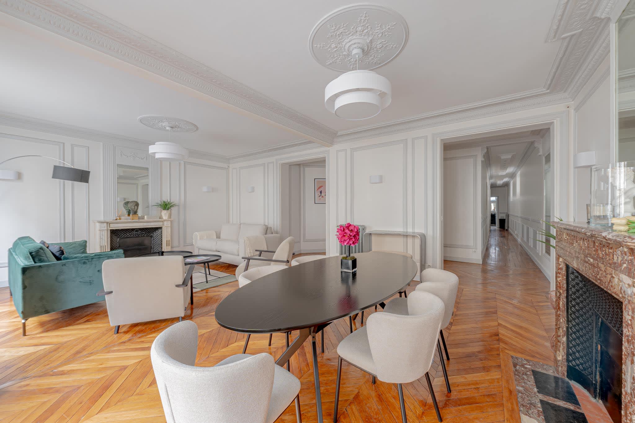 Lovely Parisian Apt 2 Bedroom 1.5 Bath