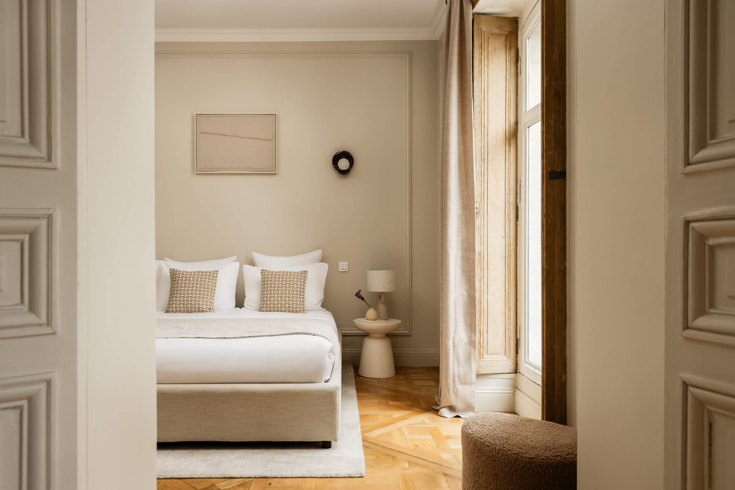 Arc de Triomphe Luxury 3 Bed 3 Bath AC — 10