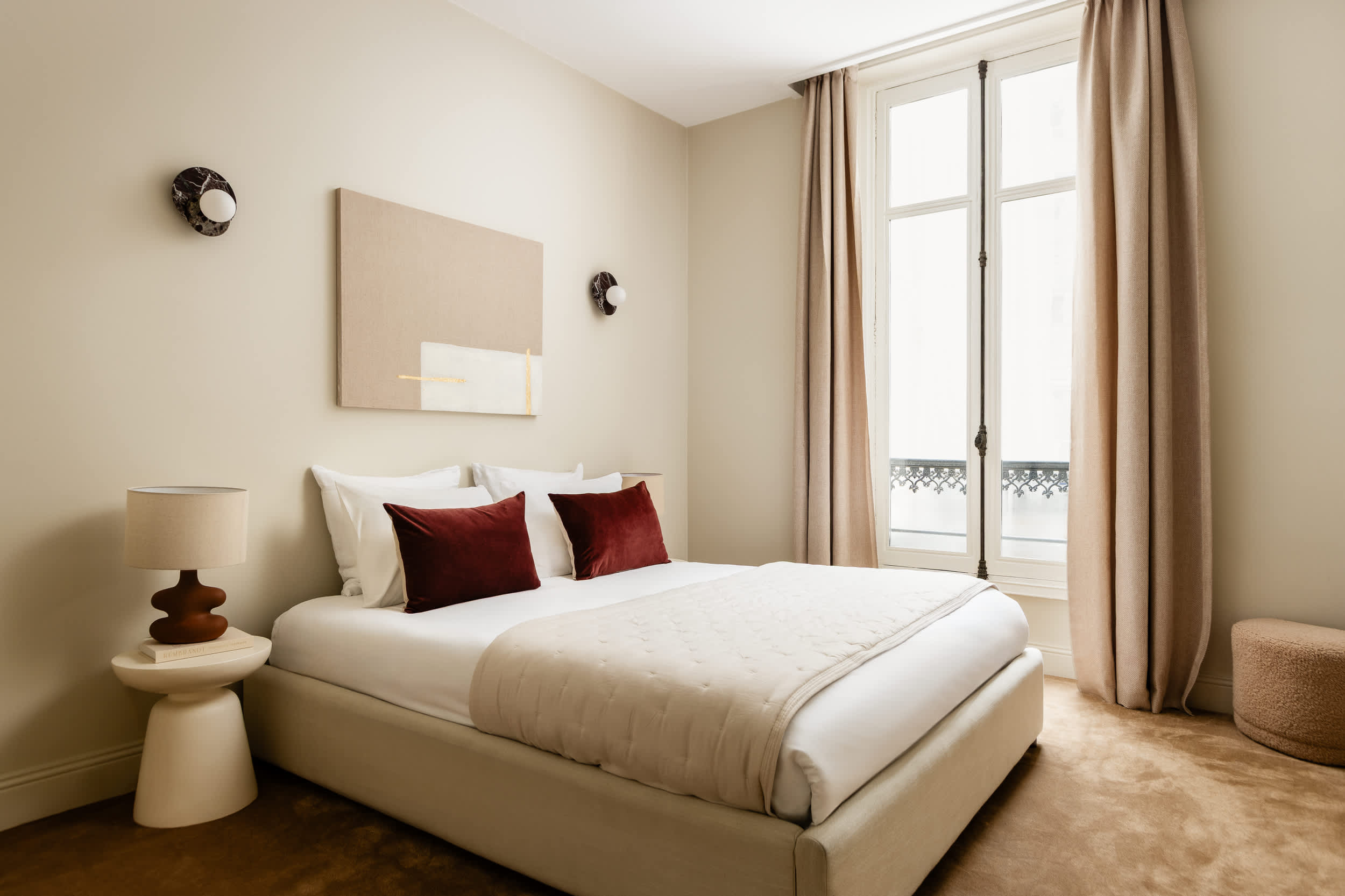 Arc de Triomphe Luxury 3 Bed 3 Bath AC — 12