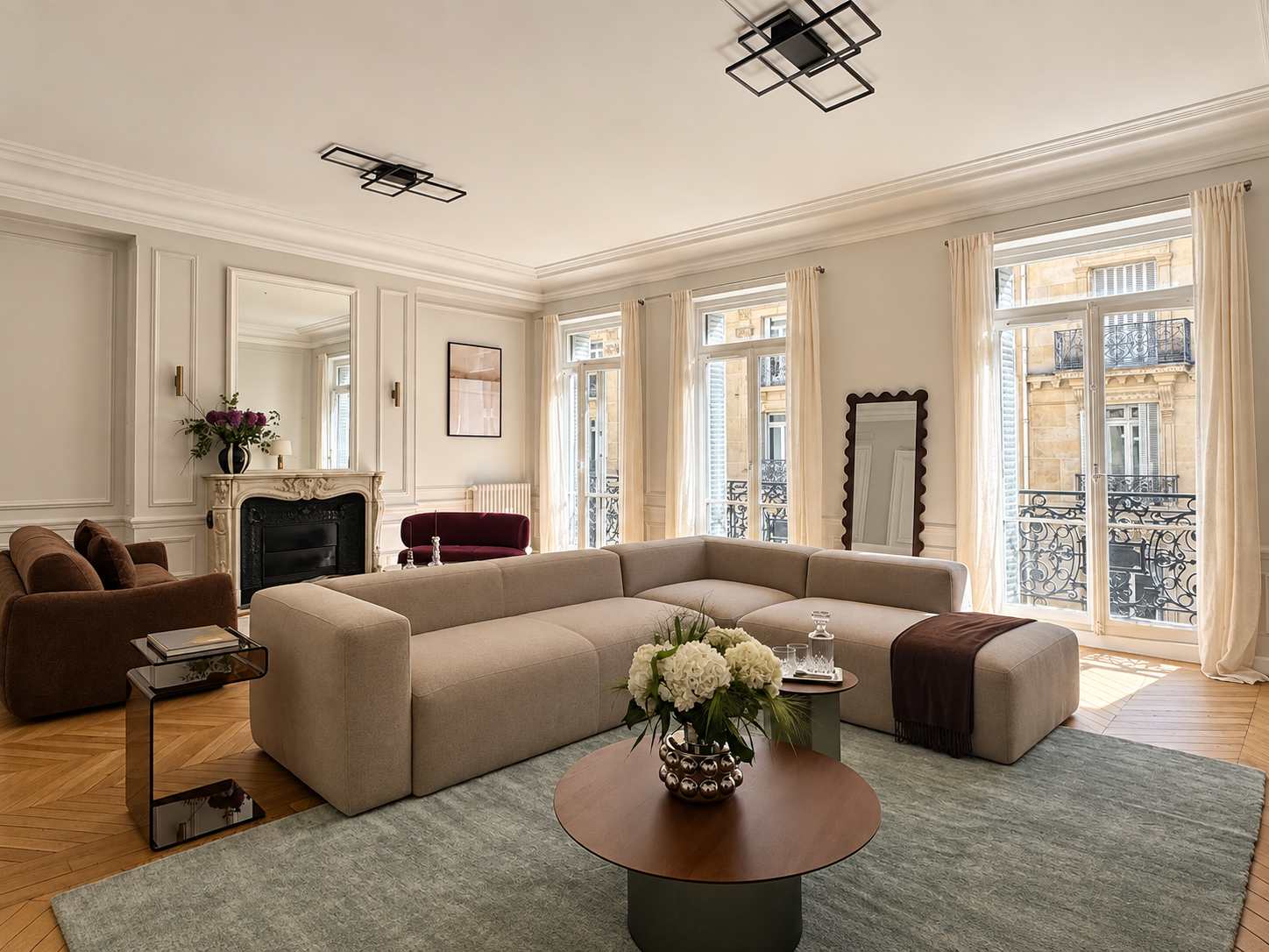 Refined Montaigne 2BR Suite 6P