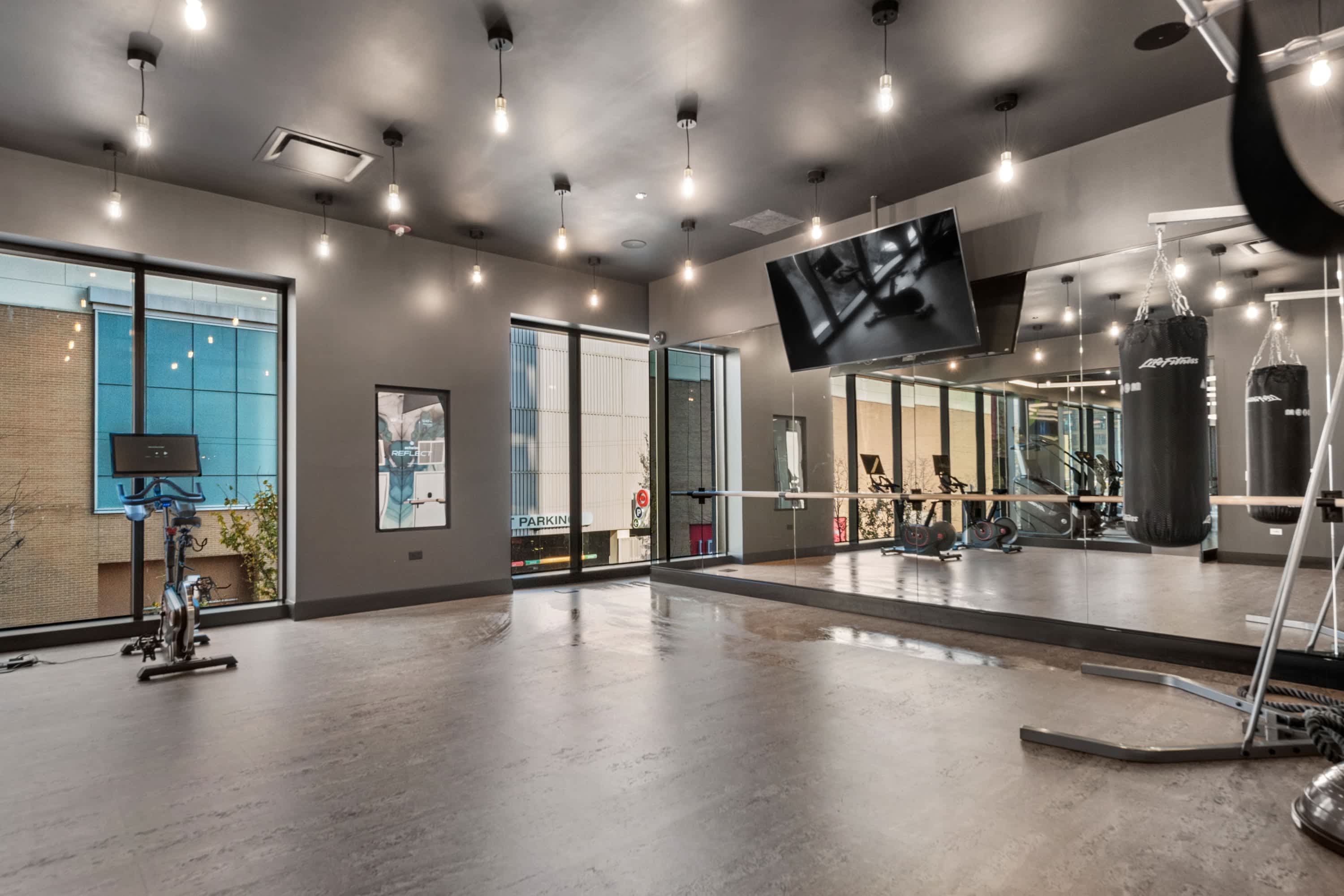 Premium 2BR with City Views + Easy Access interior 4