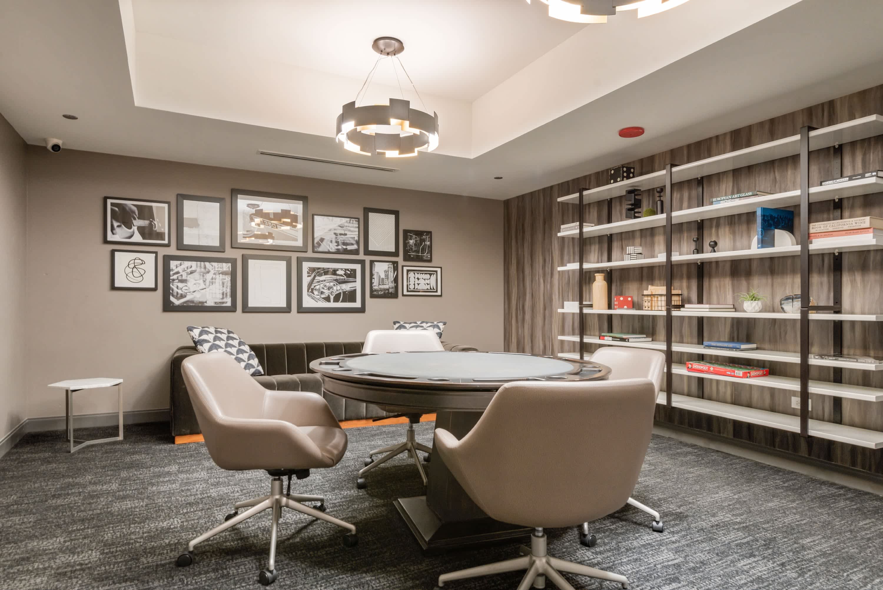 Luxury 2BR near Millennium Park + 5-Star Reviews interior 4
