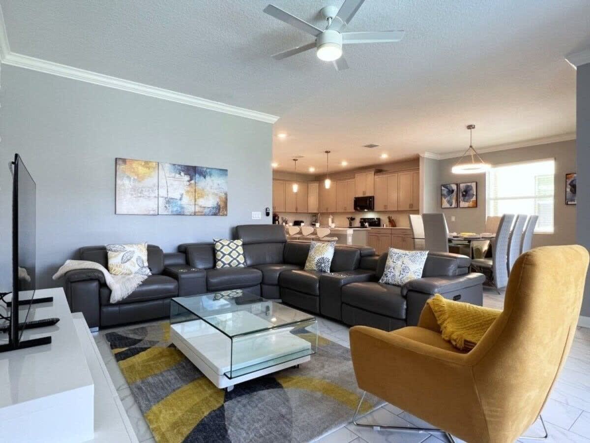 Cloud9| Kayak+Tennis+Bar|DisneyWorld |The Tale interior 2