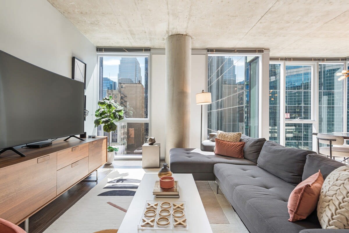 Event Proximity + Unique Group Retreat in Loop