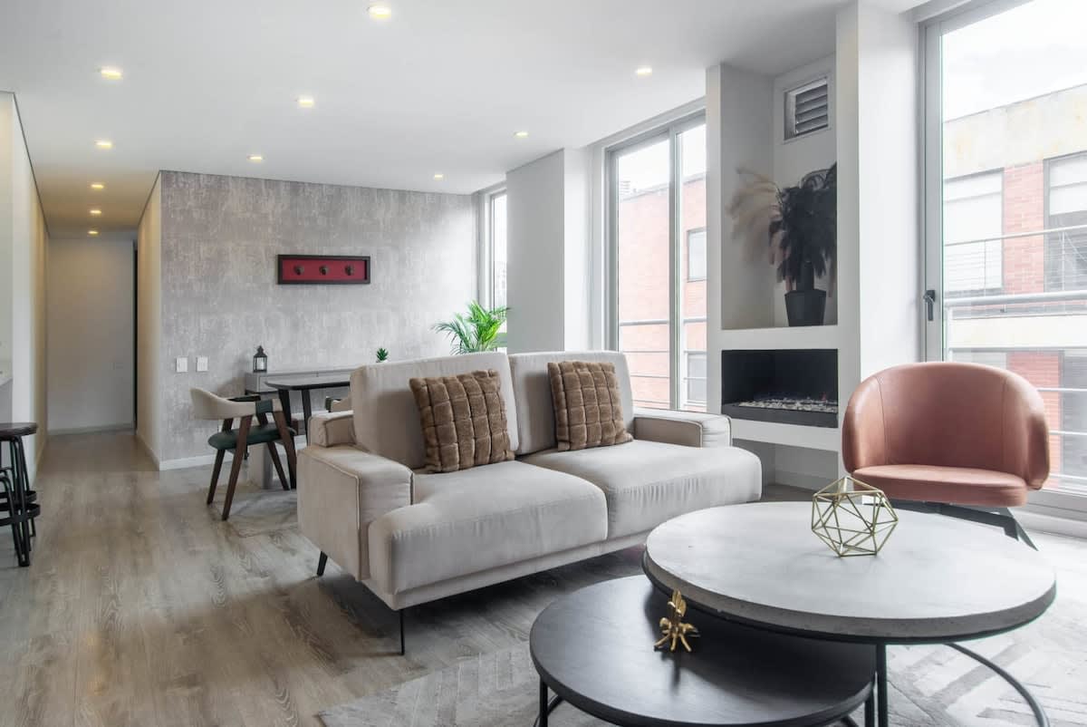 Cloud9 | Lovely and modern | The Chromite
