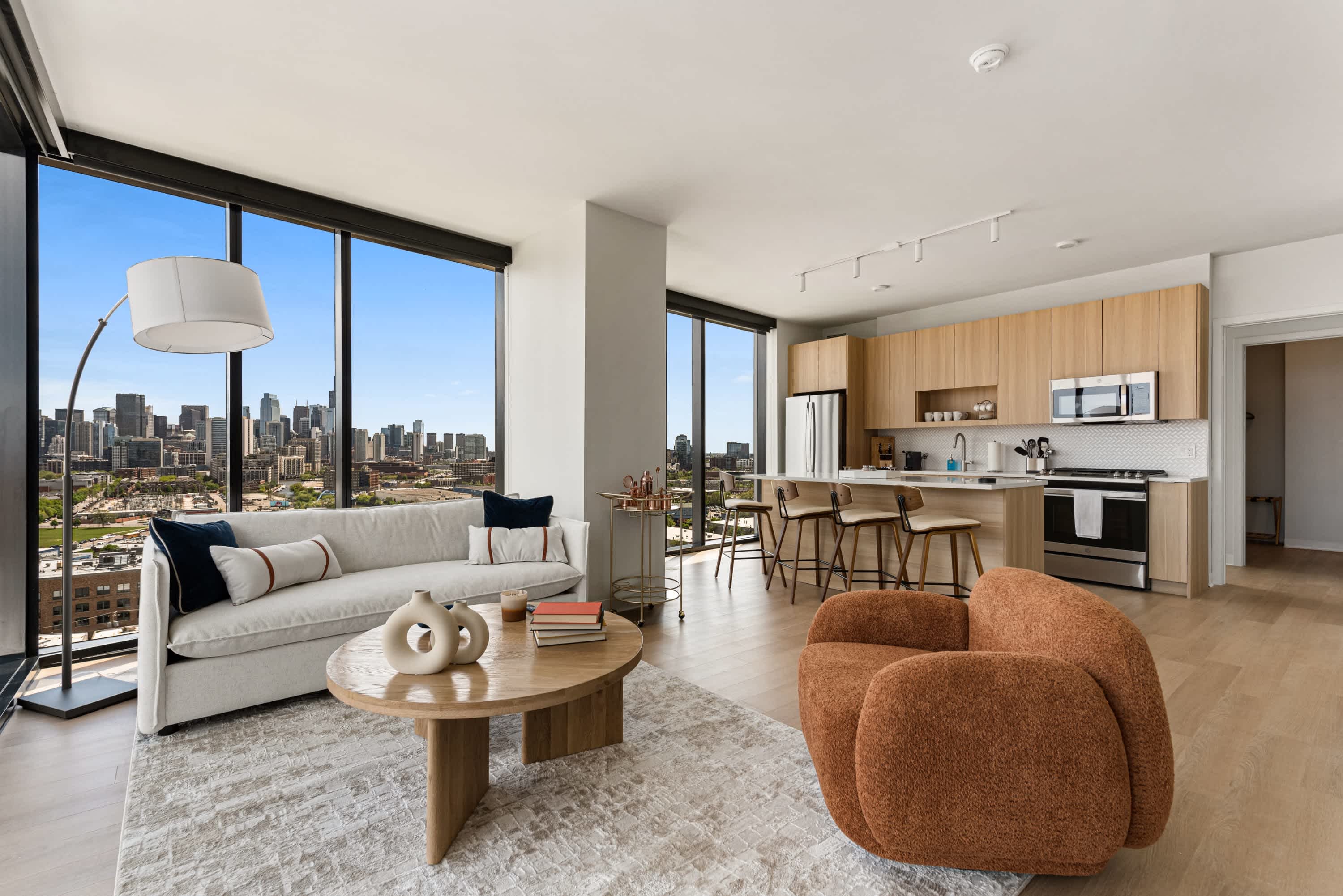 Cloud9|5 apartments @Licoln Park|The Walnut