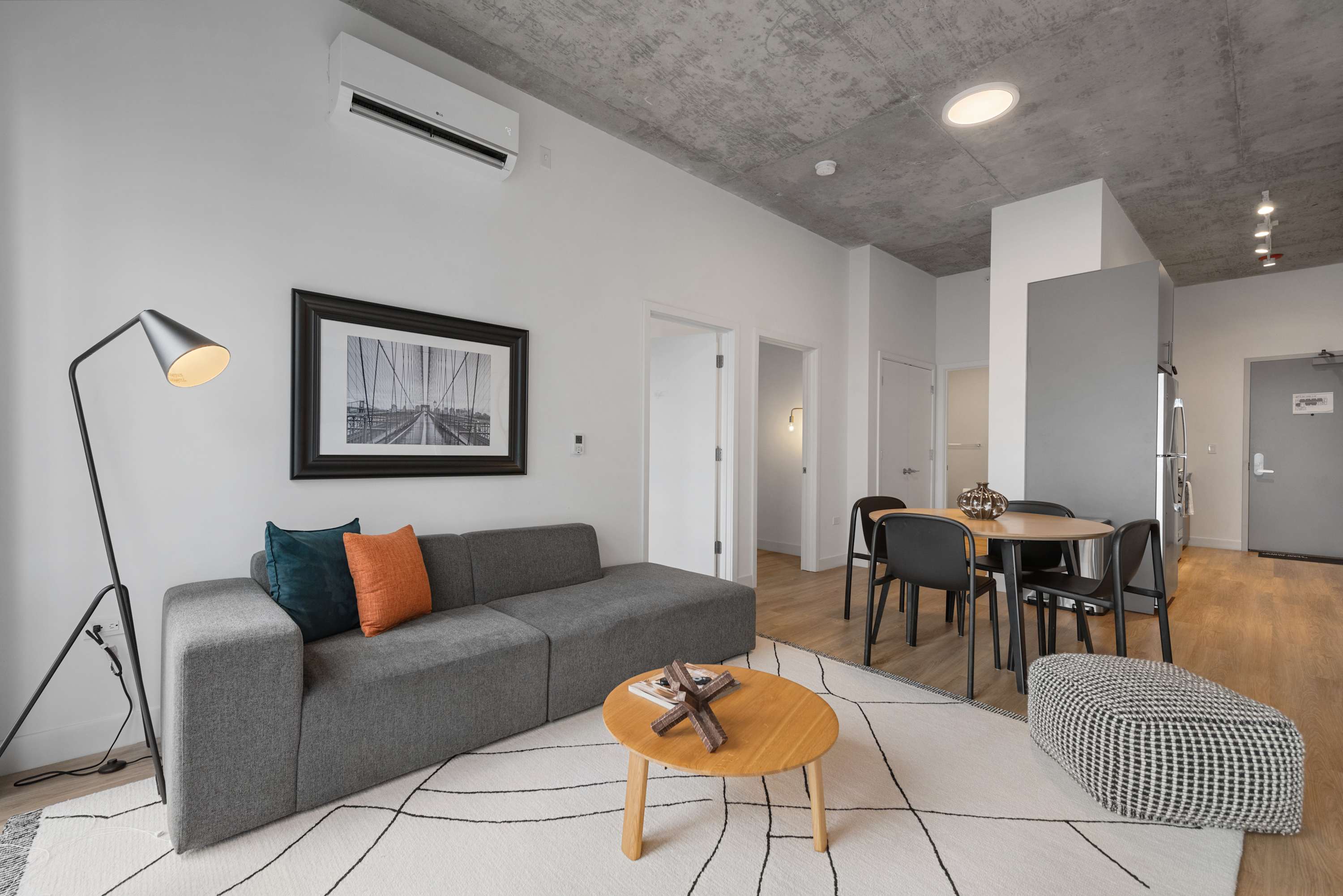 4BR Steps to "L", Explore City, For Groups