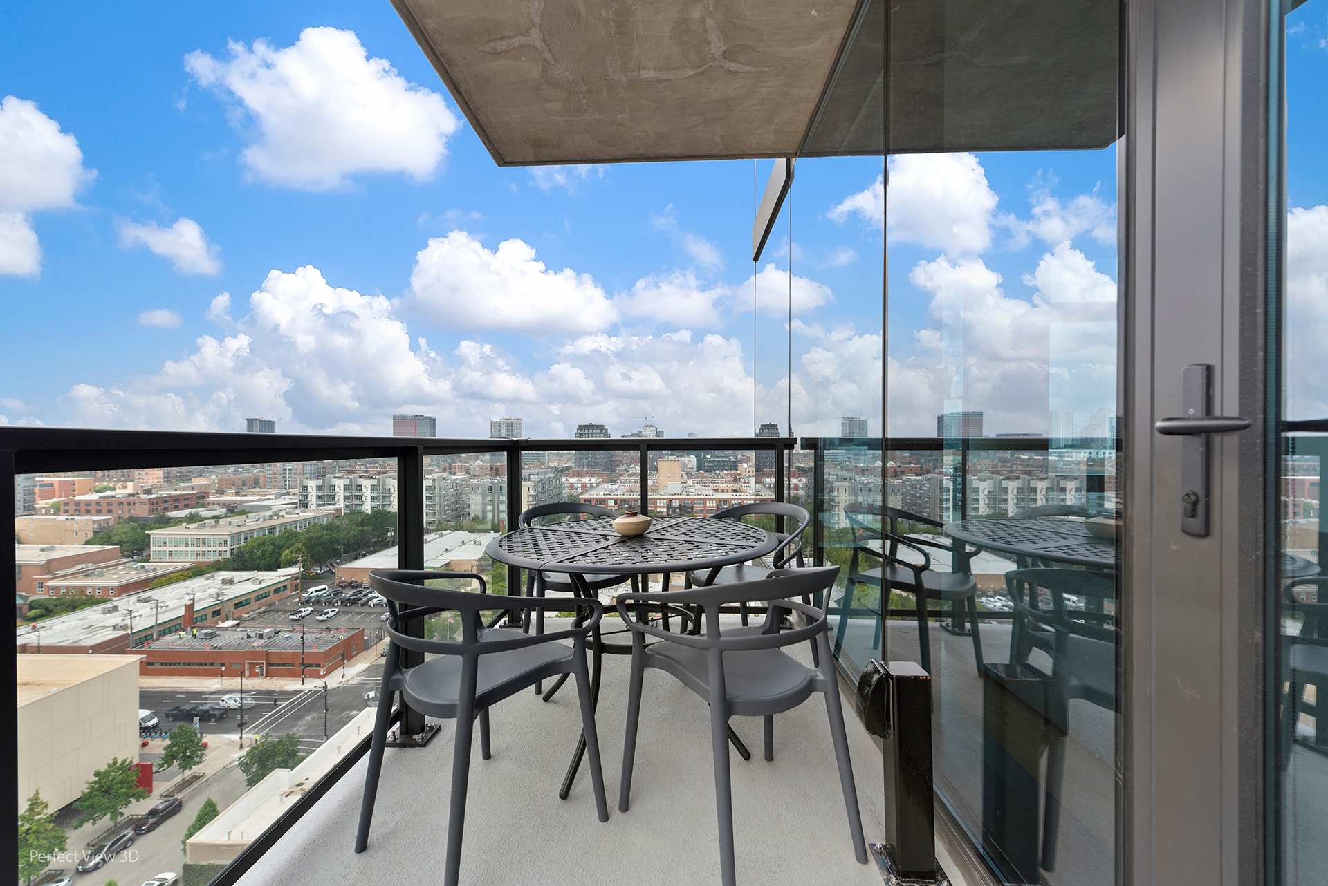 Quiet Top-Floor Balcony · West Loop Sleeps 5 interior 5
