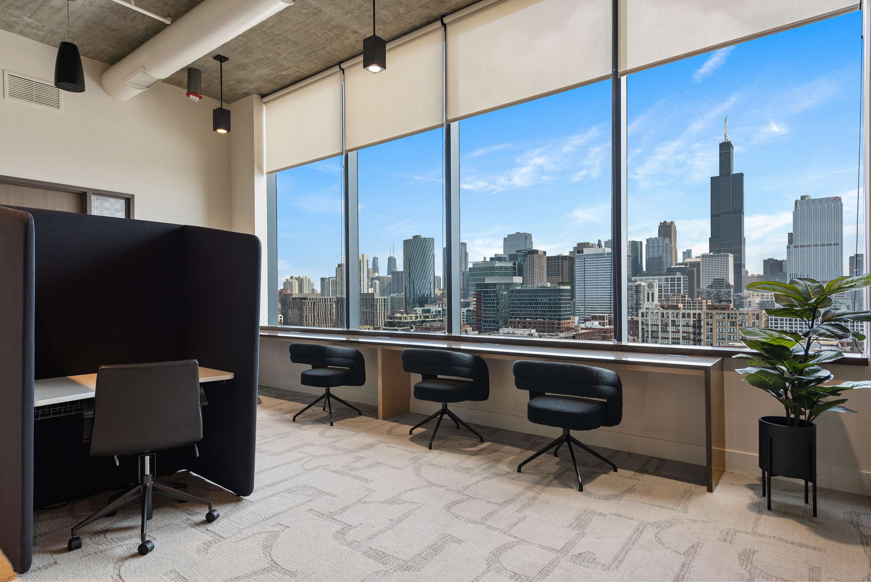 West Loop Oasis: Skyline Views + Prime Location interior 5