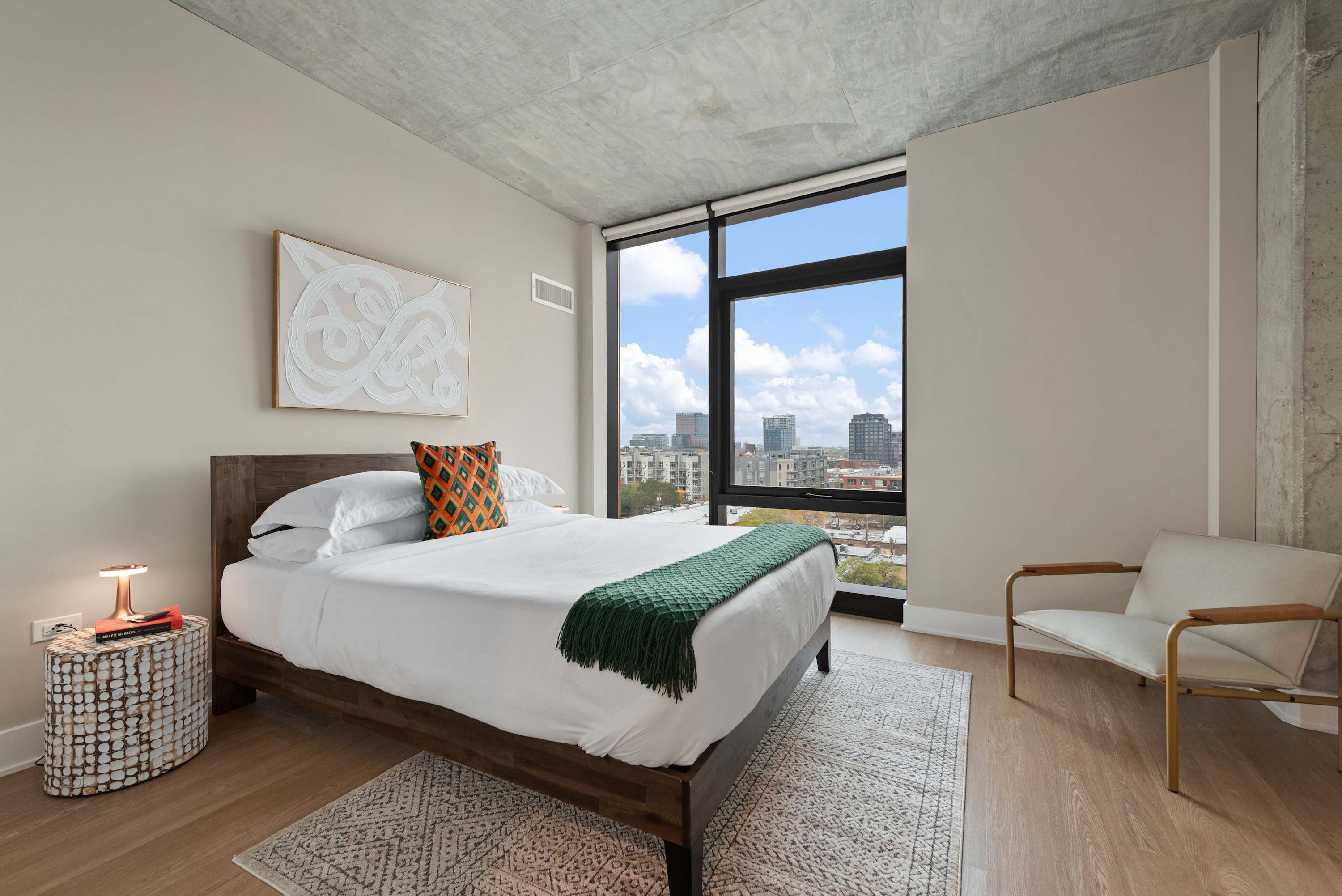 Two 2BR Apts for Business & Leisure Groups interior 2