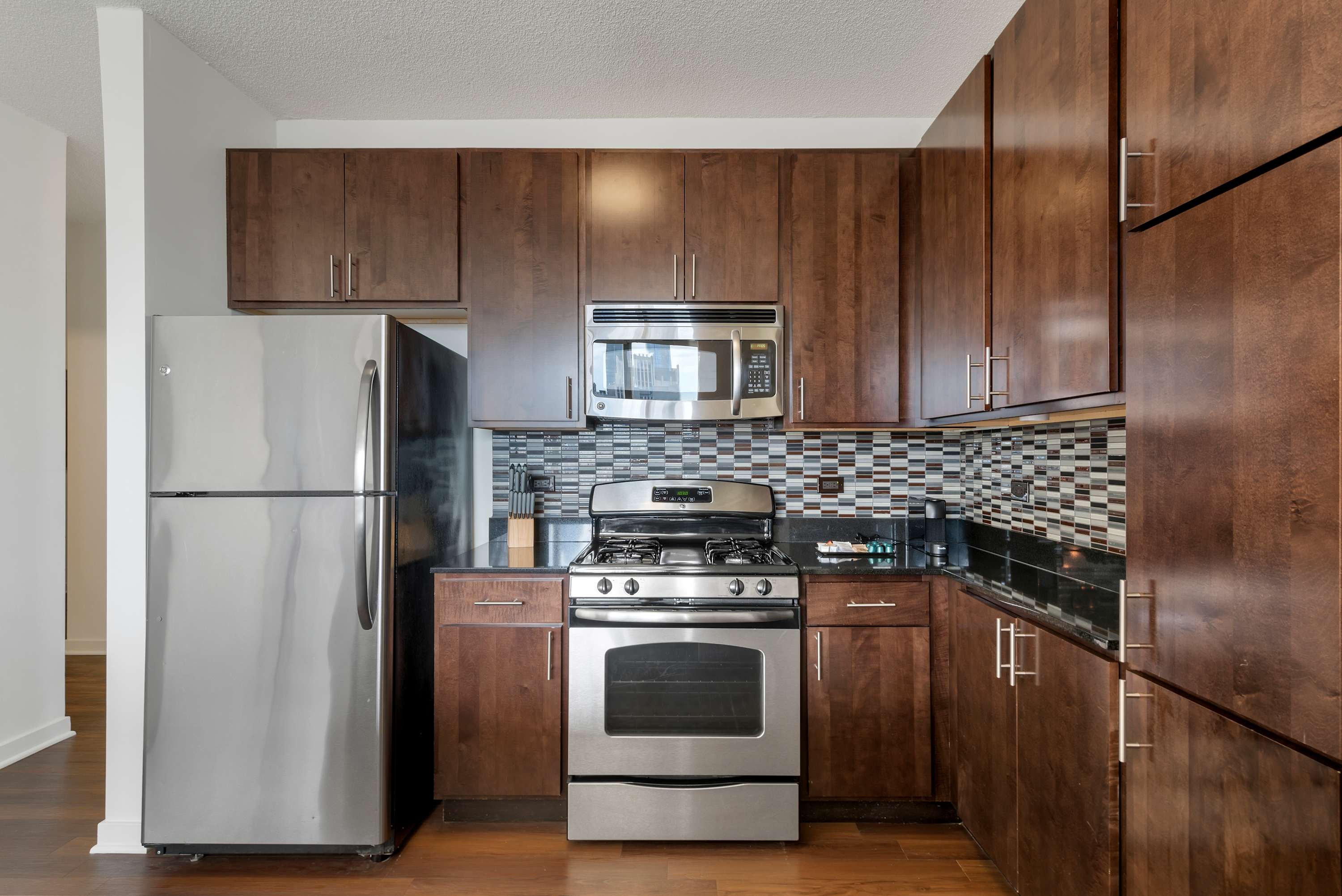 Spacious Apartments for Groups w/ Skyline Views interior 3