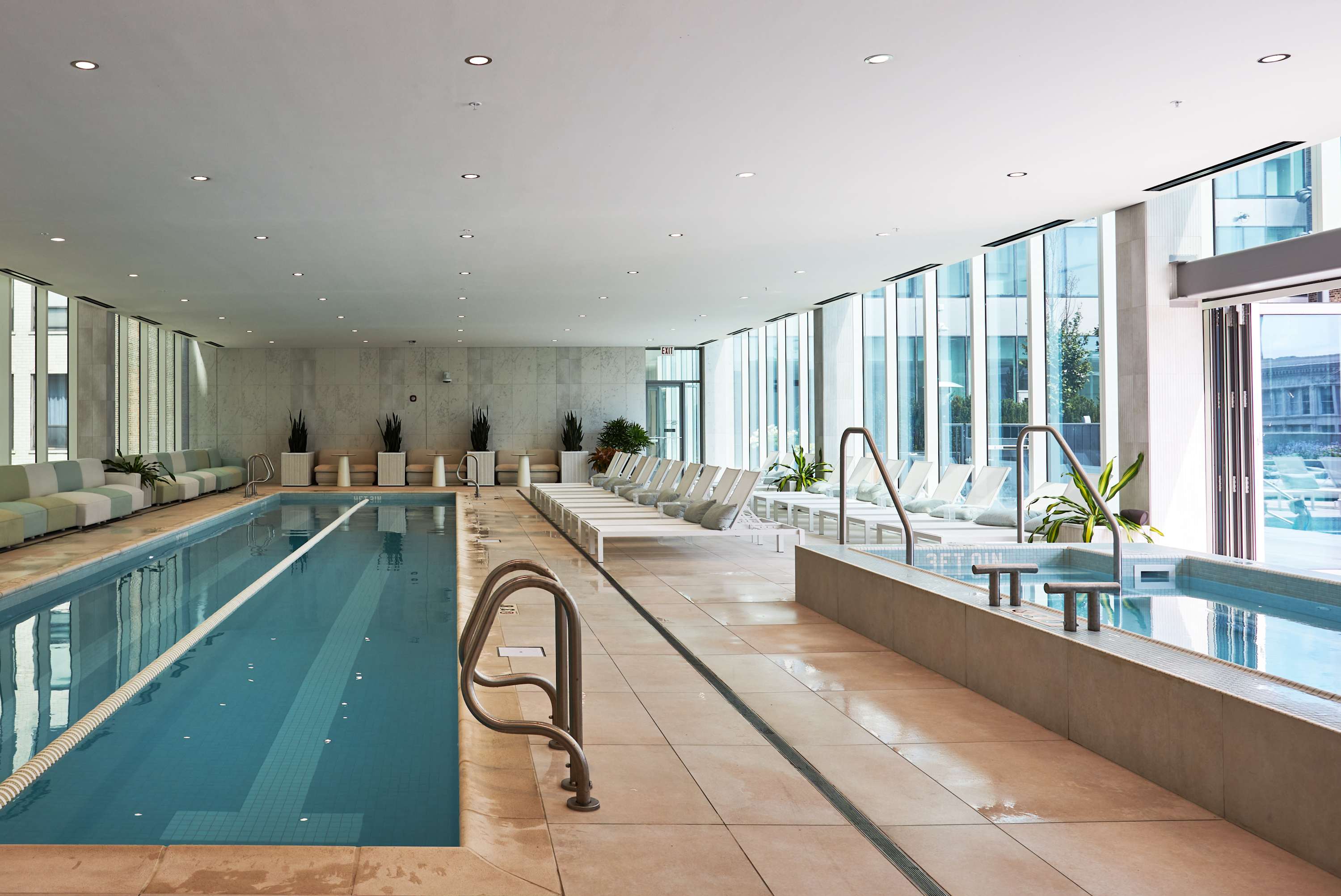 43rd-Floor Luxury Escape + Lake Views interior 4