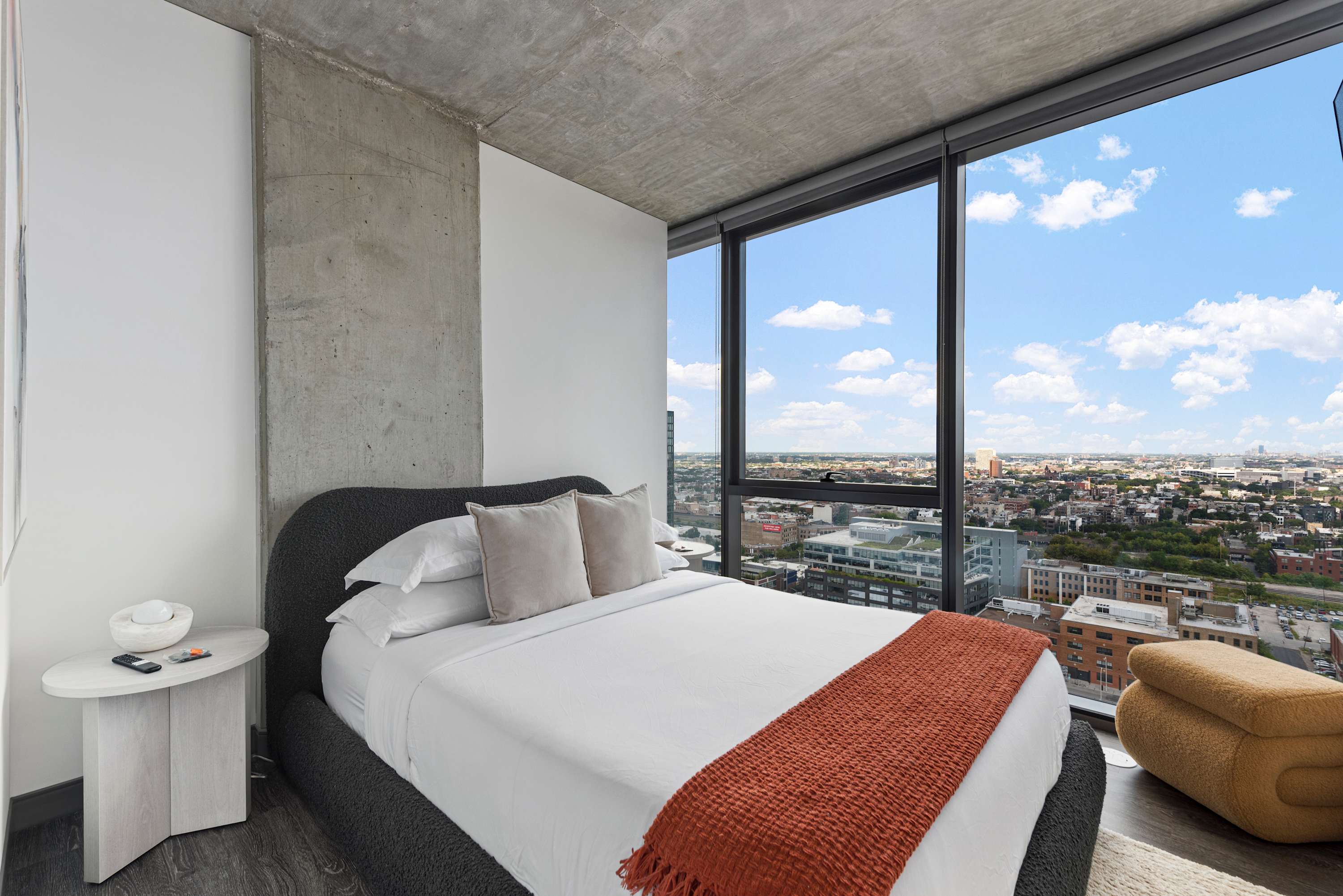 Exclusive Group Getaway in Vibrant West Loop interior 2
