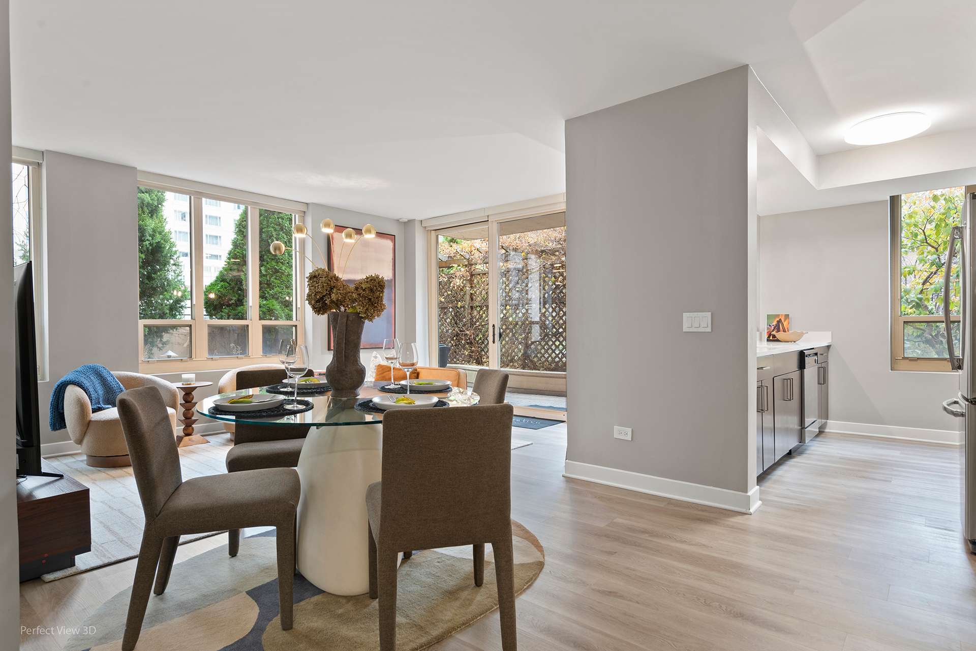 Designer 3BR with Resort Amenities and Balcony interior 4