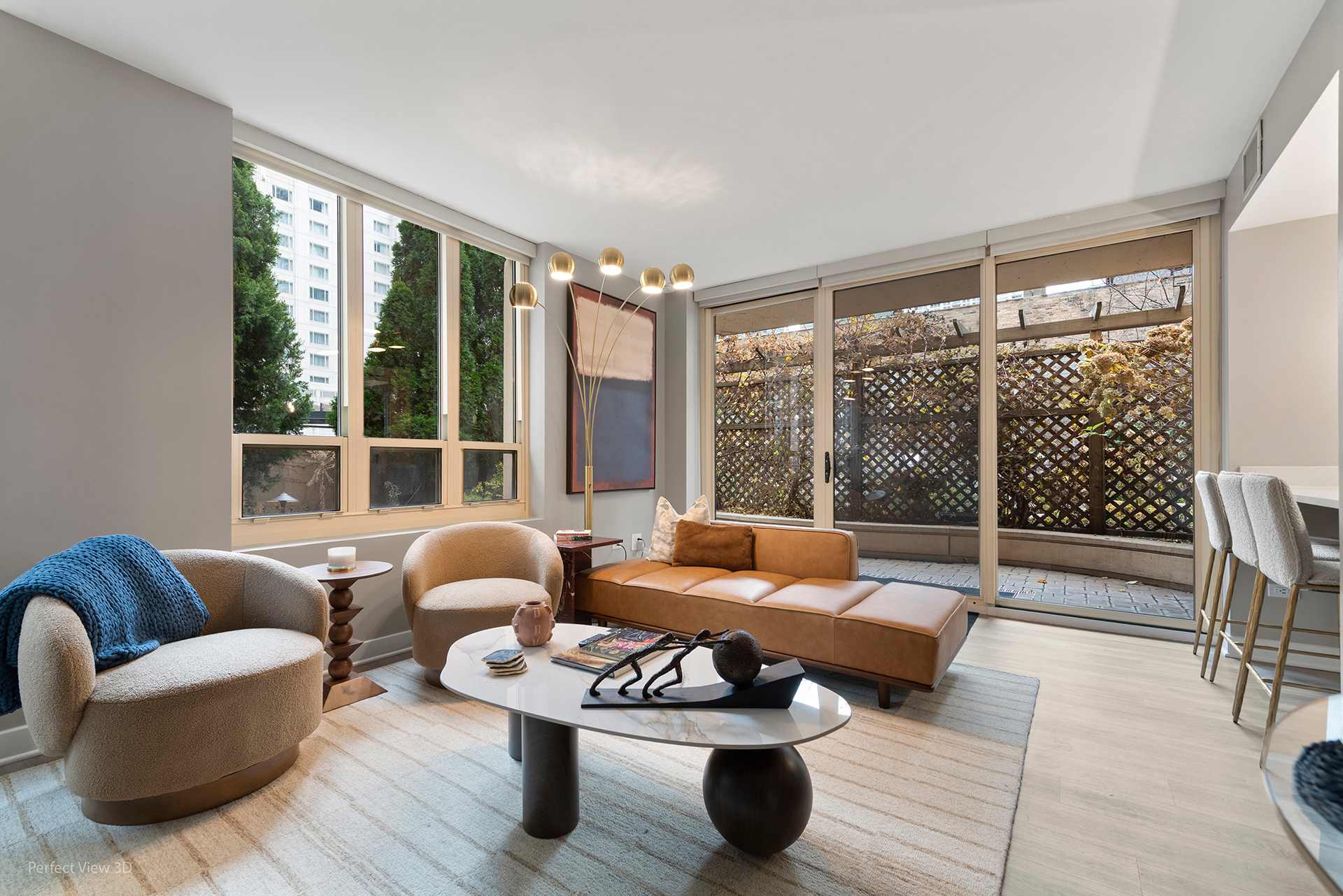 Designer 3BR with Resort Amenities and Balcony interior 5