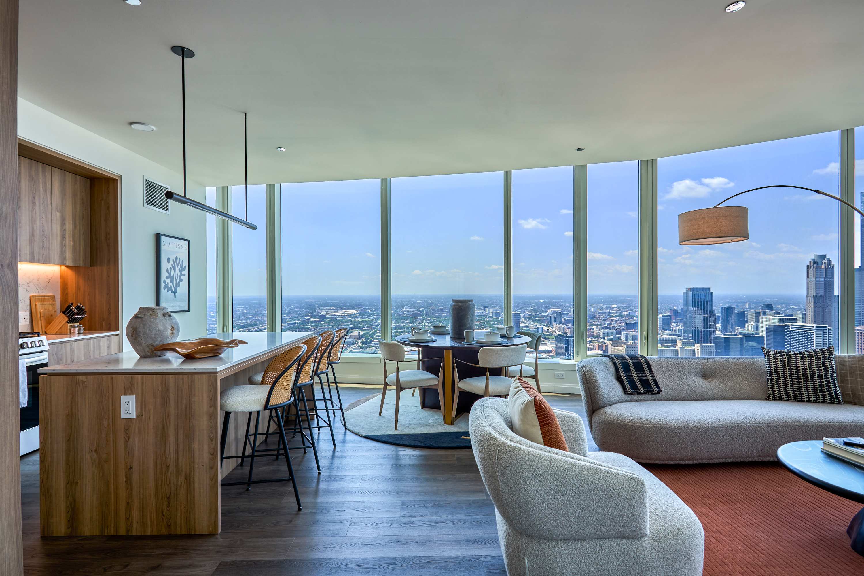 1,622SqFt Penthouse | 69th Flr Views | Sleeps 5 interior 3