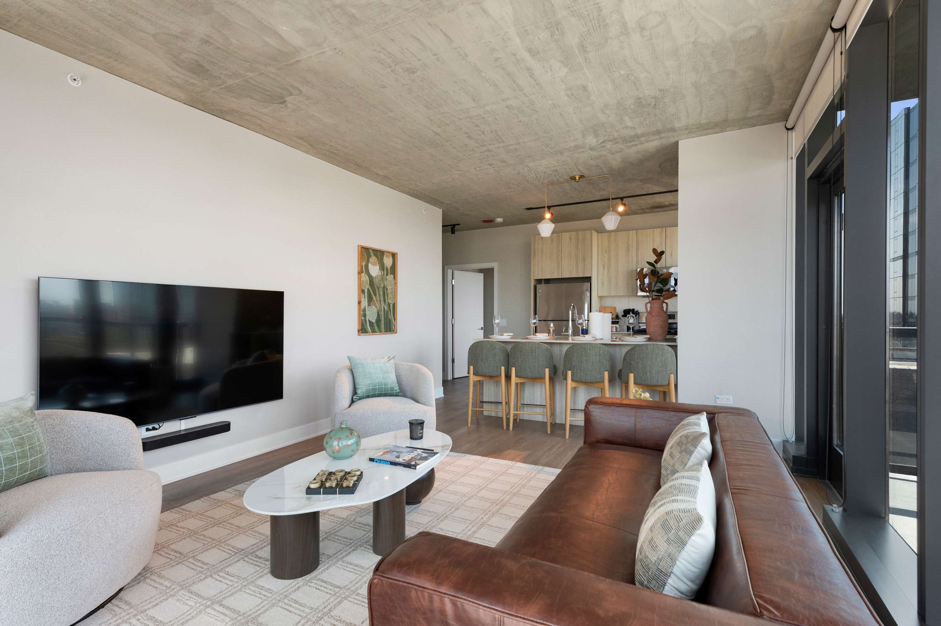 Balcony Loft · West Loop 2BR Sleeps 5 interior 2