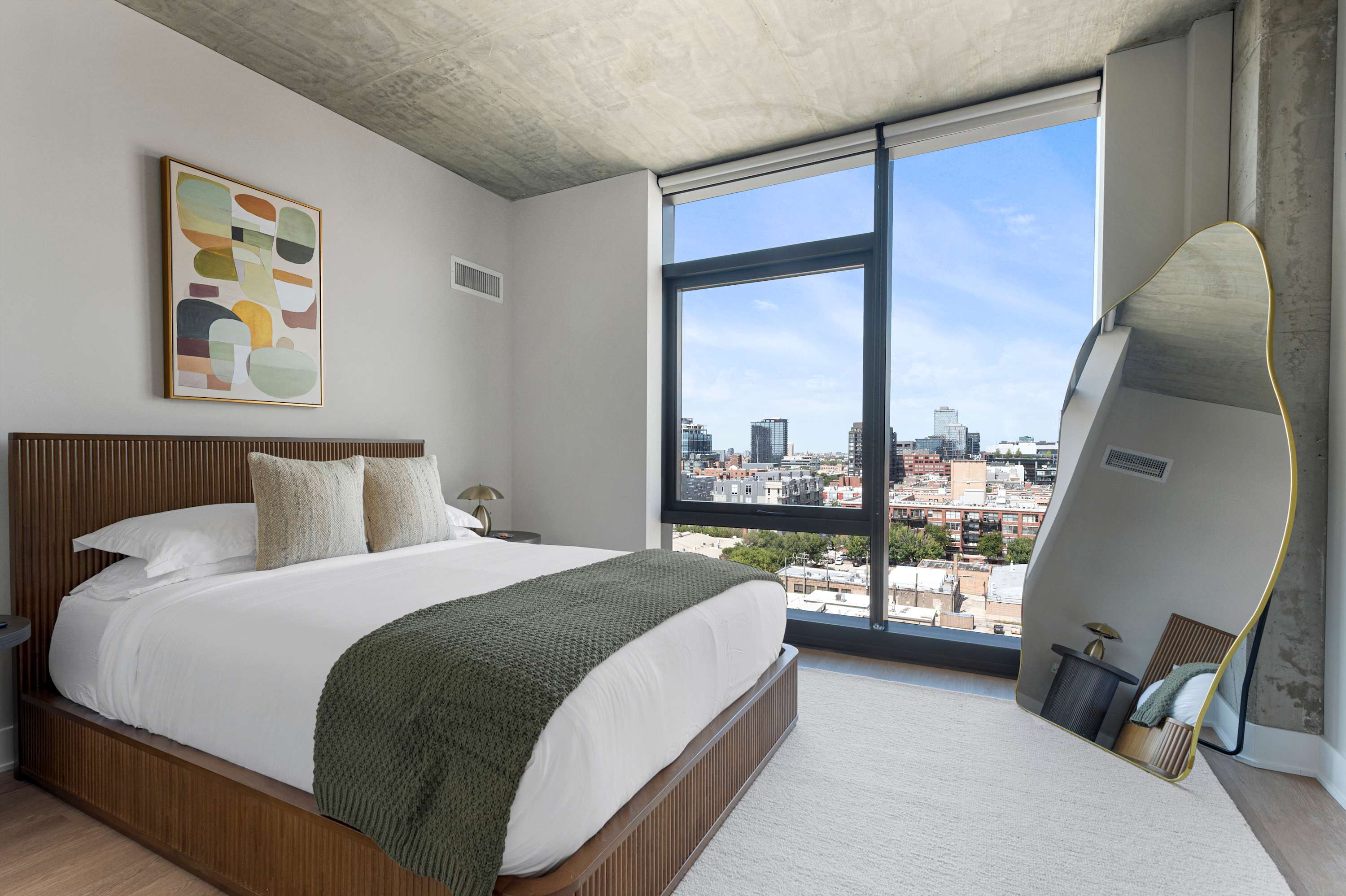 Balcony Loft · West Loop 2BR Sleeps 5 interior 4