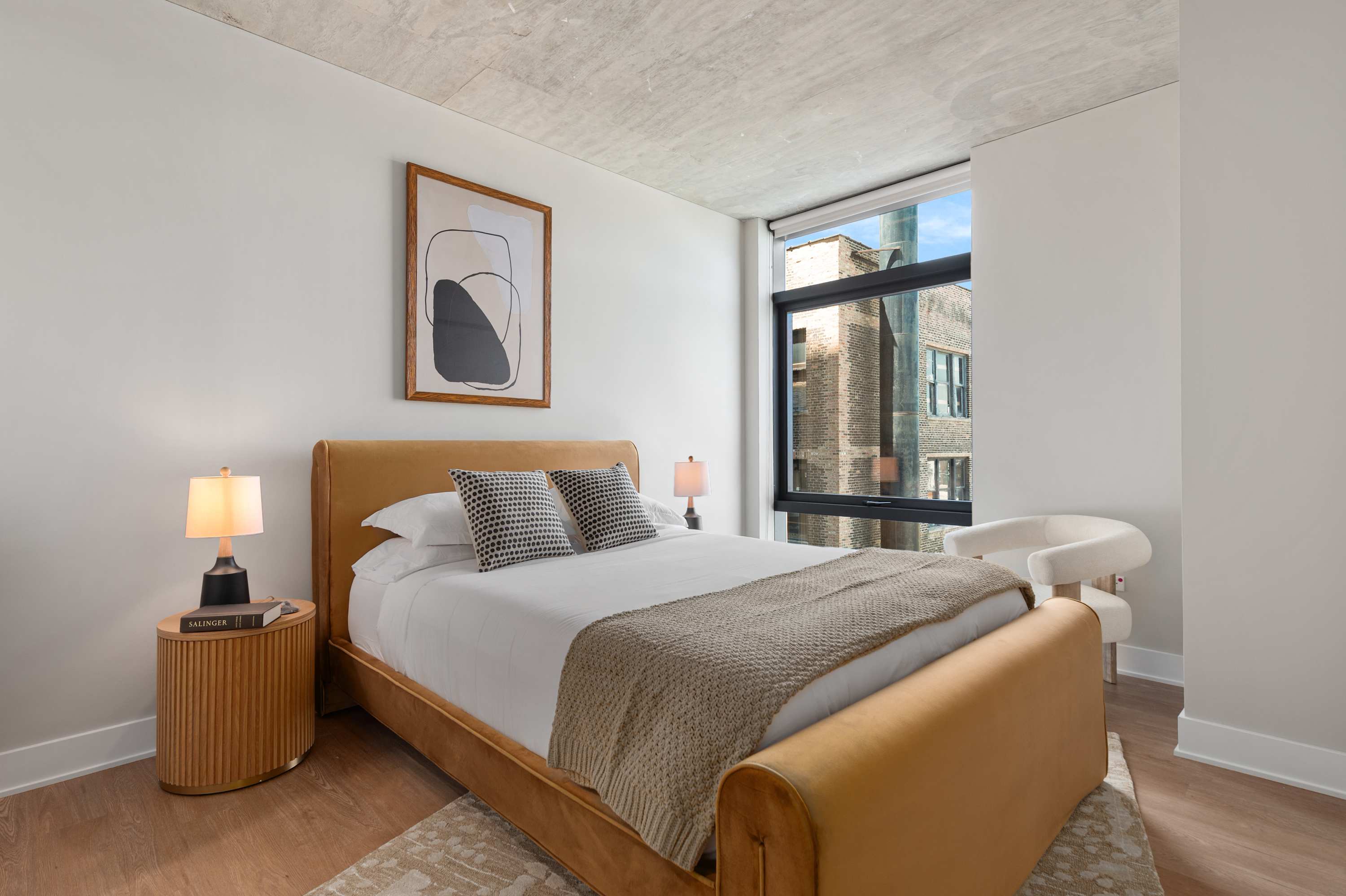 Fulton Walk Balcony · West Loop 2BR Sleeps 5 interior 4