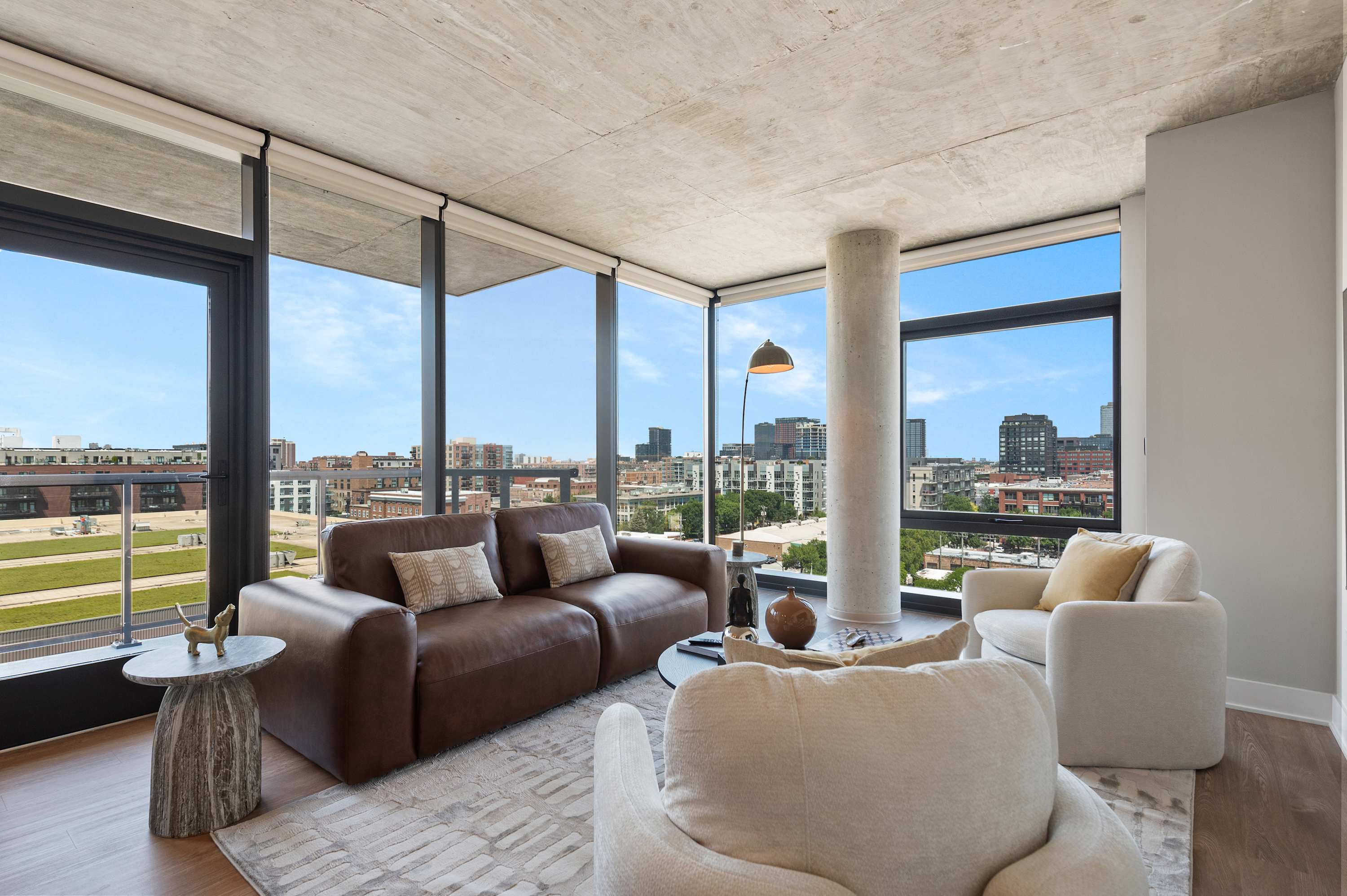 Fulton Walk Balcony · West Loop 2BR Sleeps 5