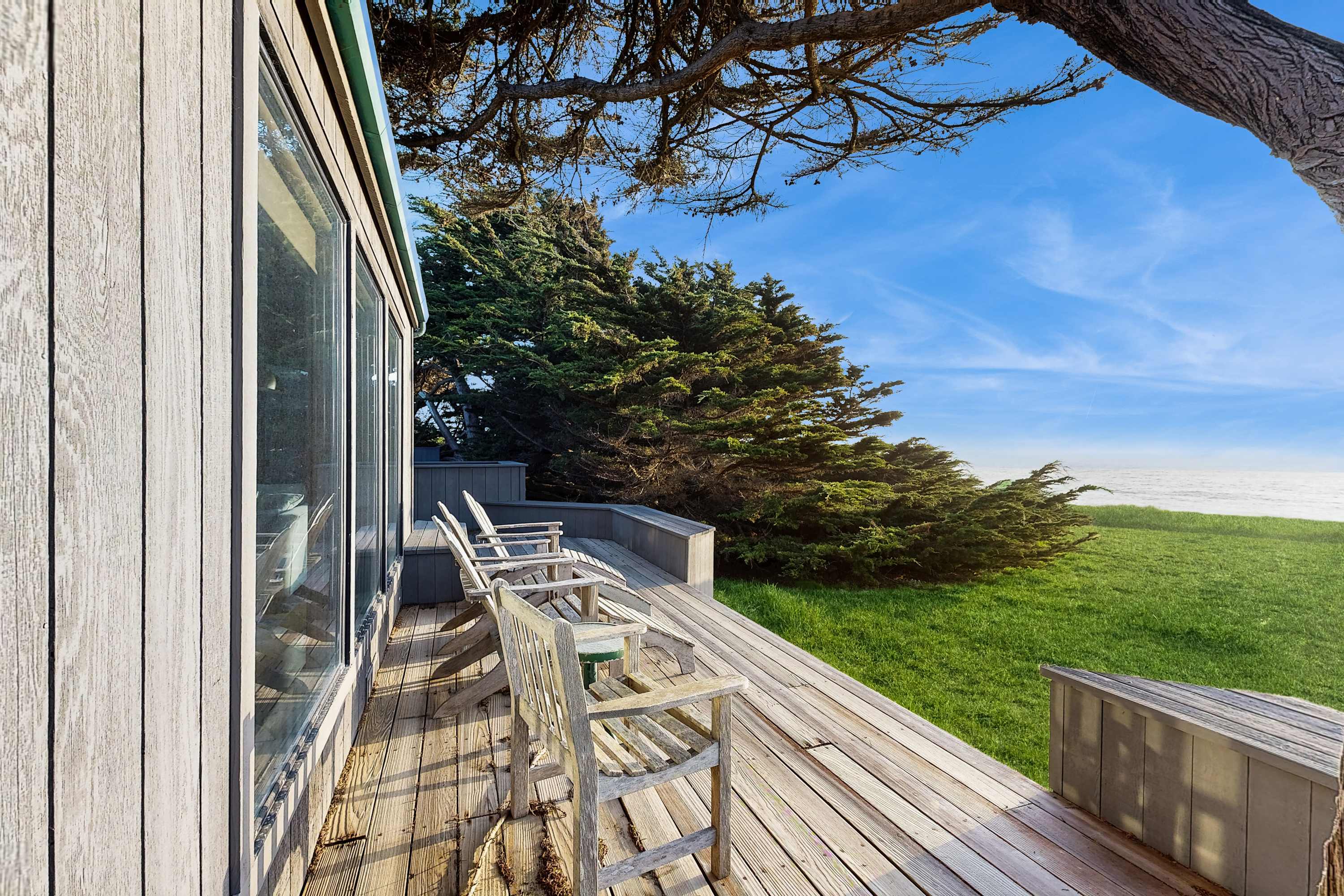 Step onto your spacious deck, a perfect spot for morning coffees or evening stargazing under the clear Sea Ranch sky.