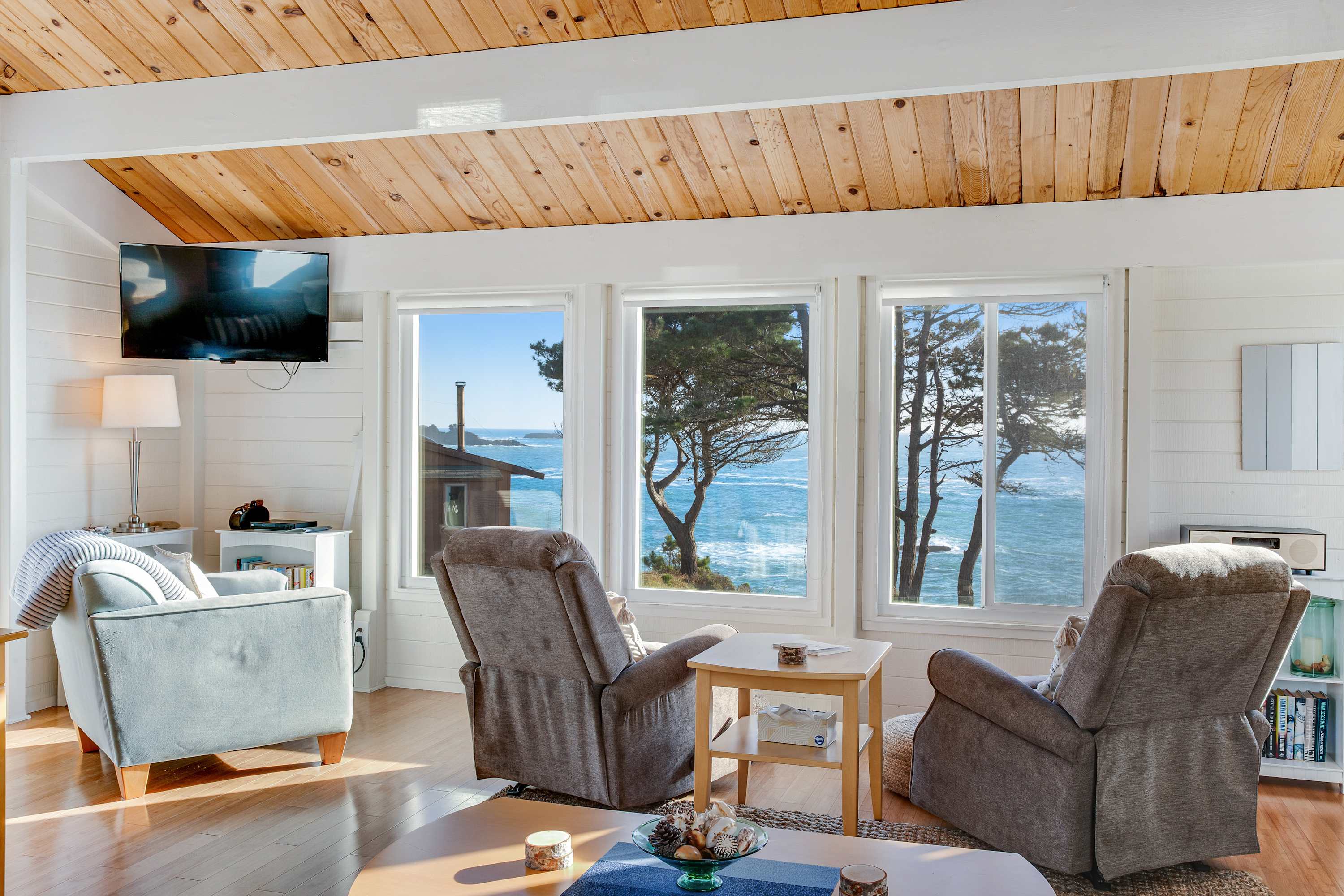 Enjoy your favorite book in one of the comfortable chairs, with the sound of the ocean serenading you in the background.