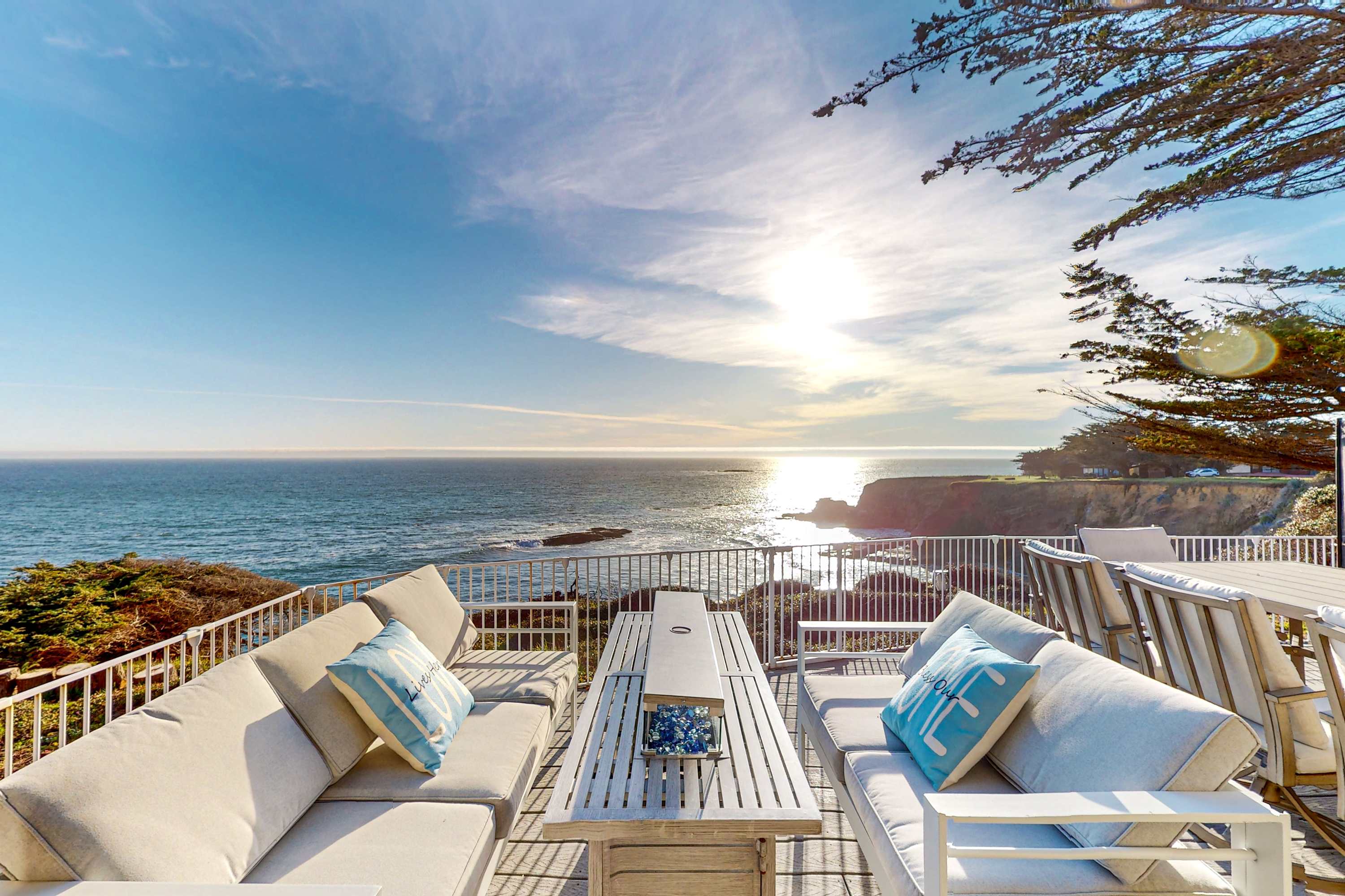 Unwind on the comfortable lounge seating as you sip your favorite drink, soaking in the sun and stunning coastal views.