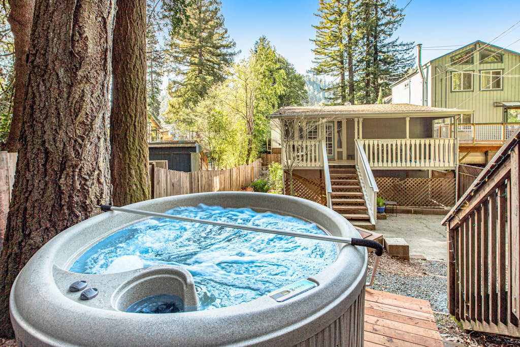 Soak under towering redwoods in your private hot tub — the perfect end to a wine country day. Listen to the pines sway while the jets melt your stress away.