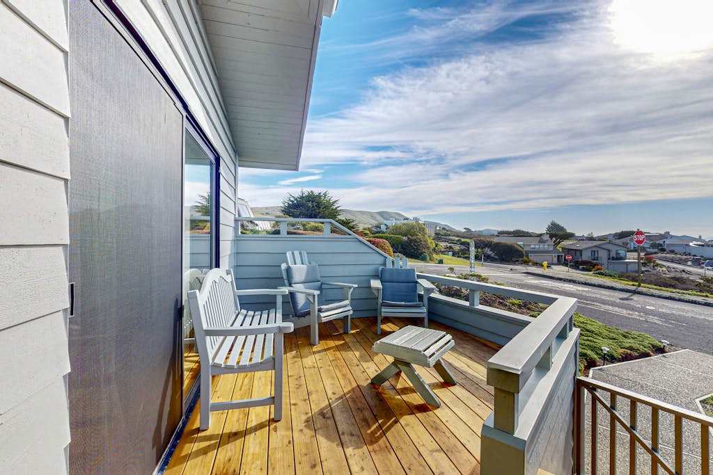 Sip your morning coffee on the private deck while taking in sweeping Bodega Bay coastal views from comfortable Adirondack-style chairs
