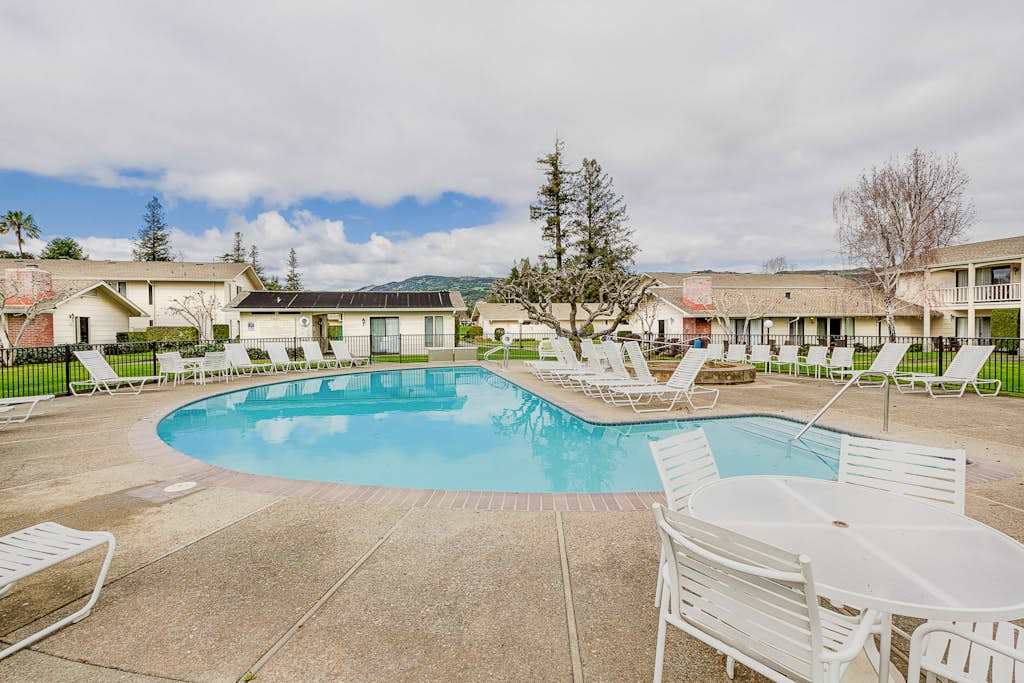 Float away an afternoon in the resort's expansive pool with sweeping views of the surrounding Napa Valley hills and clear blue skies.